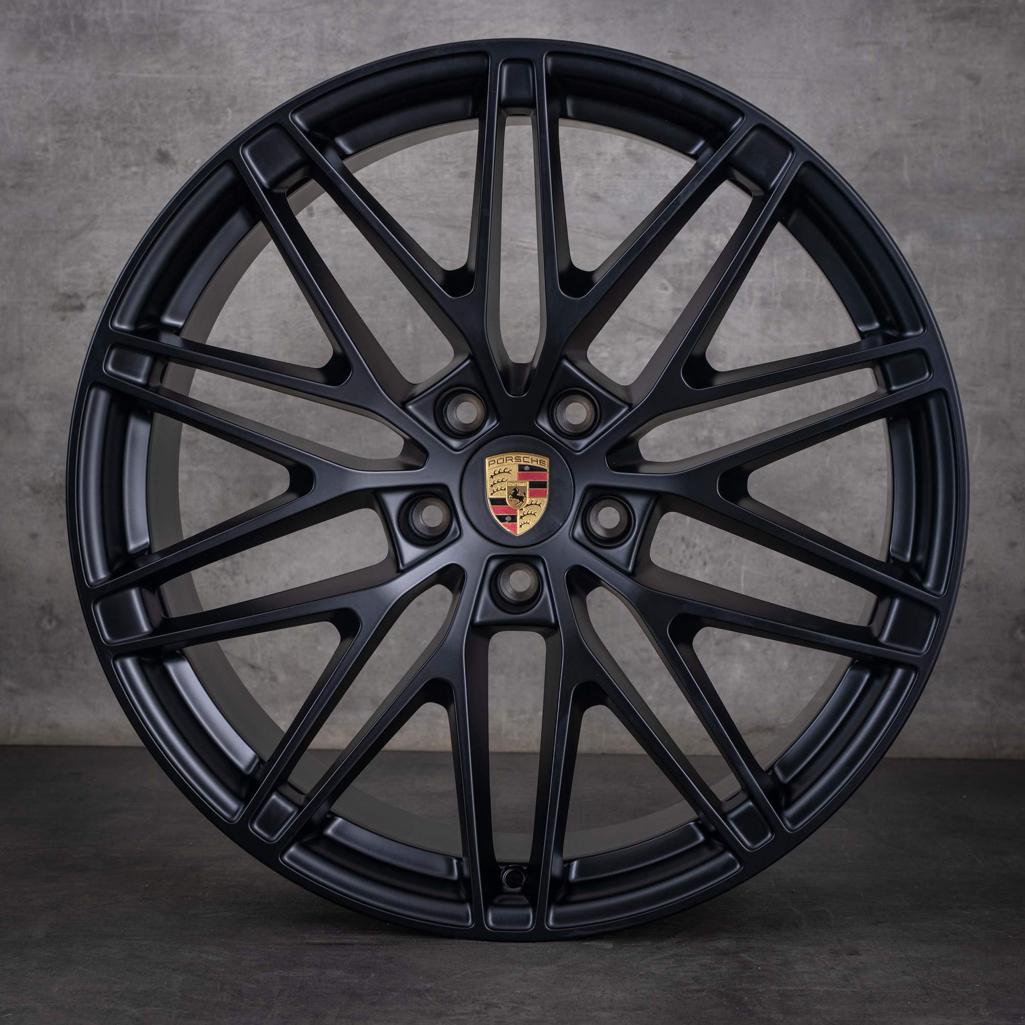 Original Porsche Macan Electric Felgen 22 Zoll Sommerräder RS Spyder Design 95C044660J schwarz matt NEU