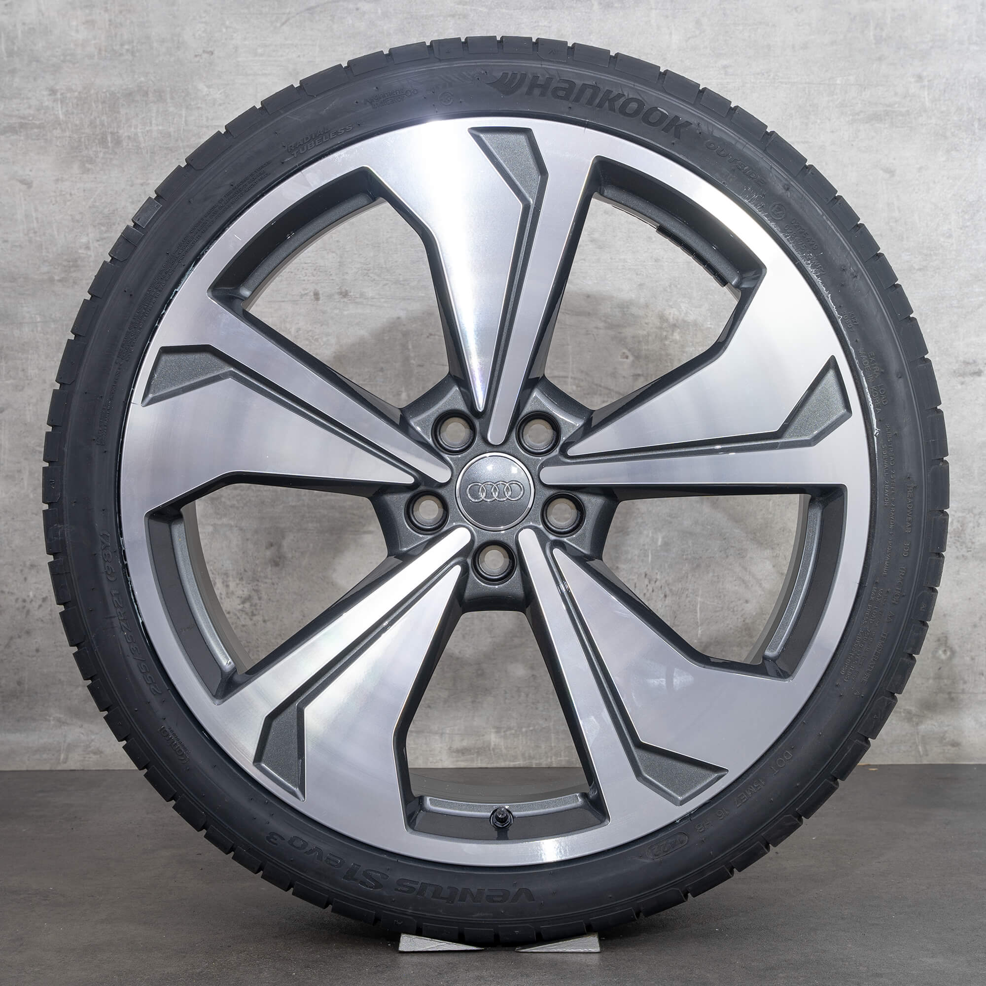 Äkta Audi A7 S7 fälgar 21 tum C8 4K sommarhjul 4K8601025AH antracit glänsande svarvade sommardäck NY