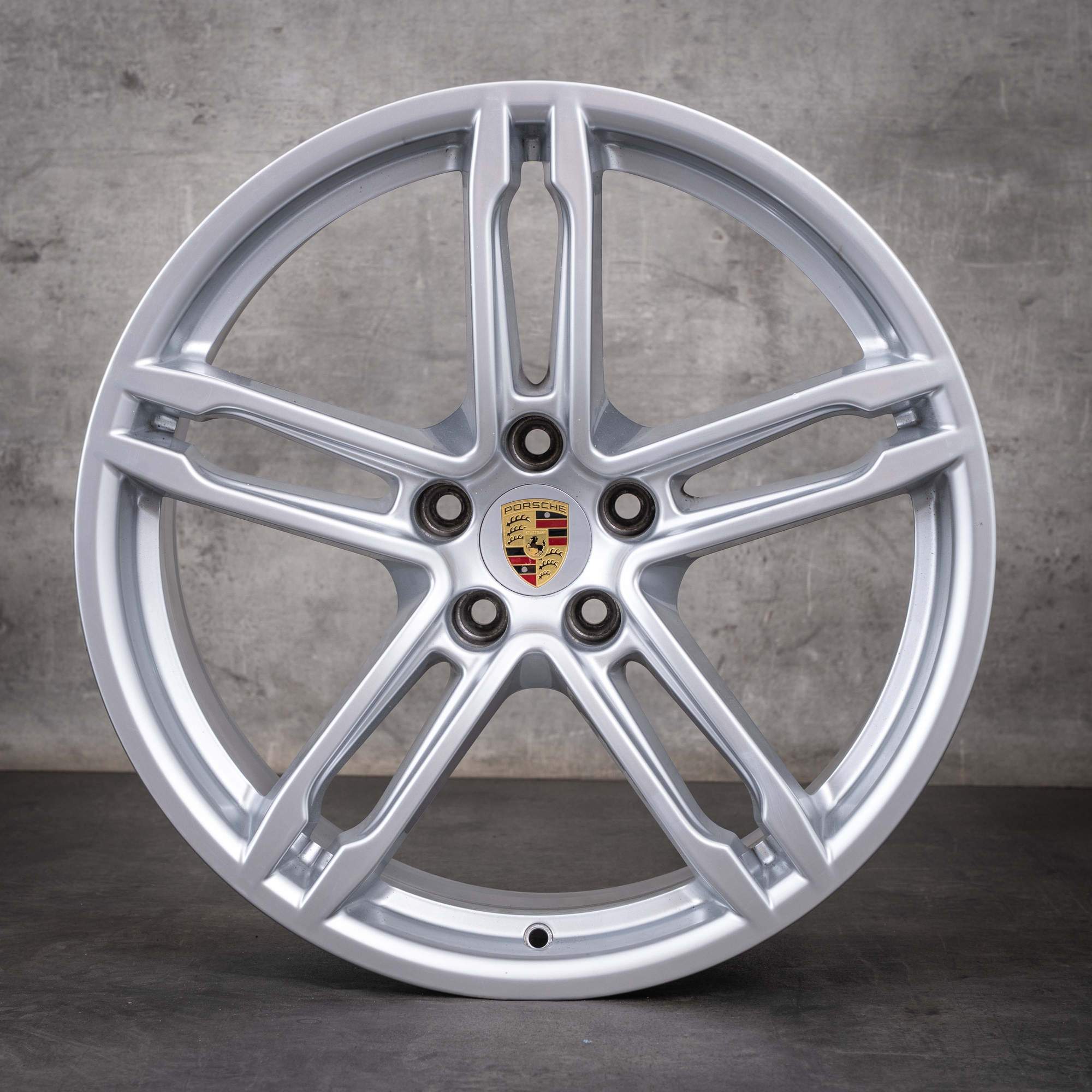 Original Porsche Macan II III Felgen 19 Zoll 95B601025DE 95B601025DQ silber glanz