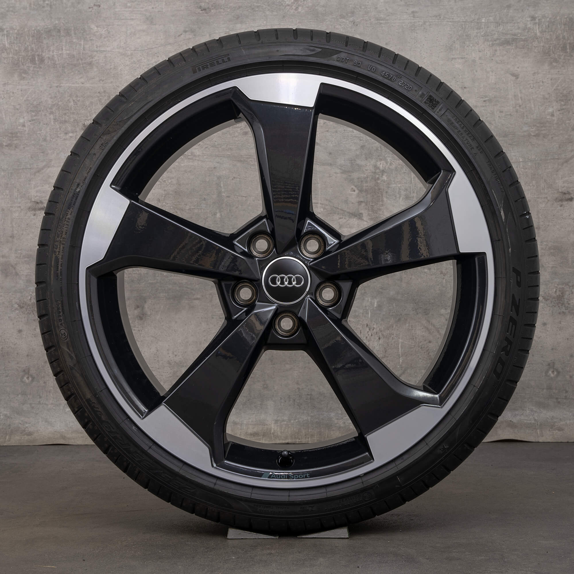 Audi RS3 8V jantes été 19 pouces rotor pneus 6 mm