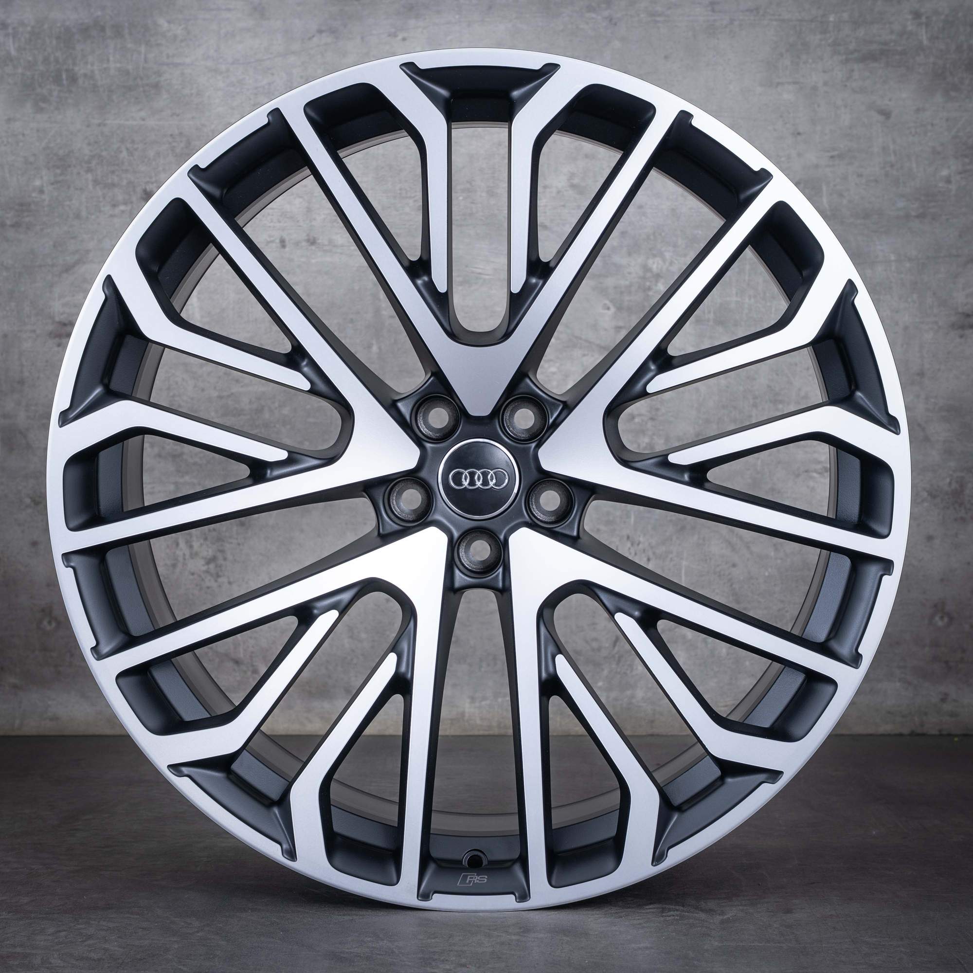 OEM Audi Q8 SQ8 Rims 23 inch 4M8 4M8601025BN black matt polisched NEW