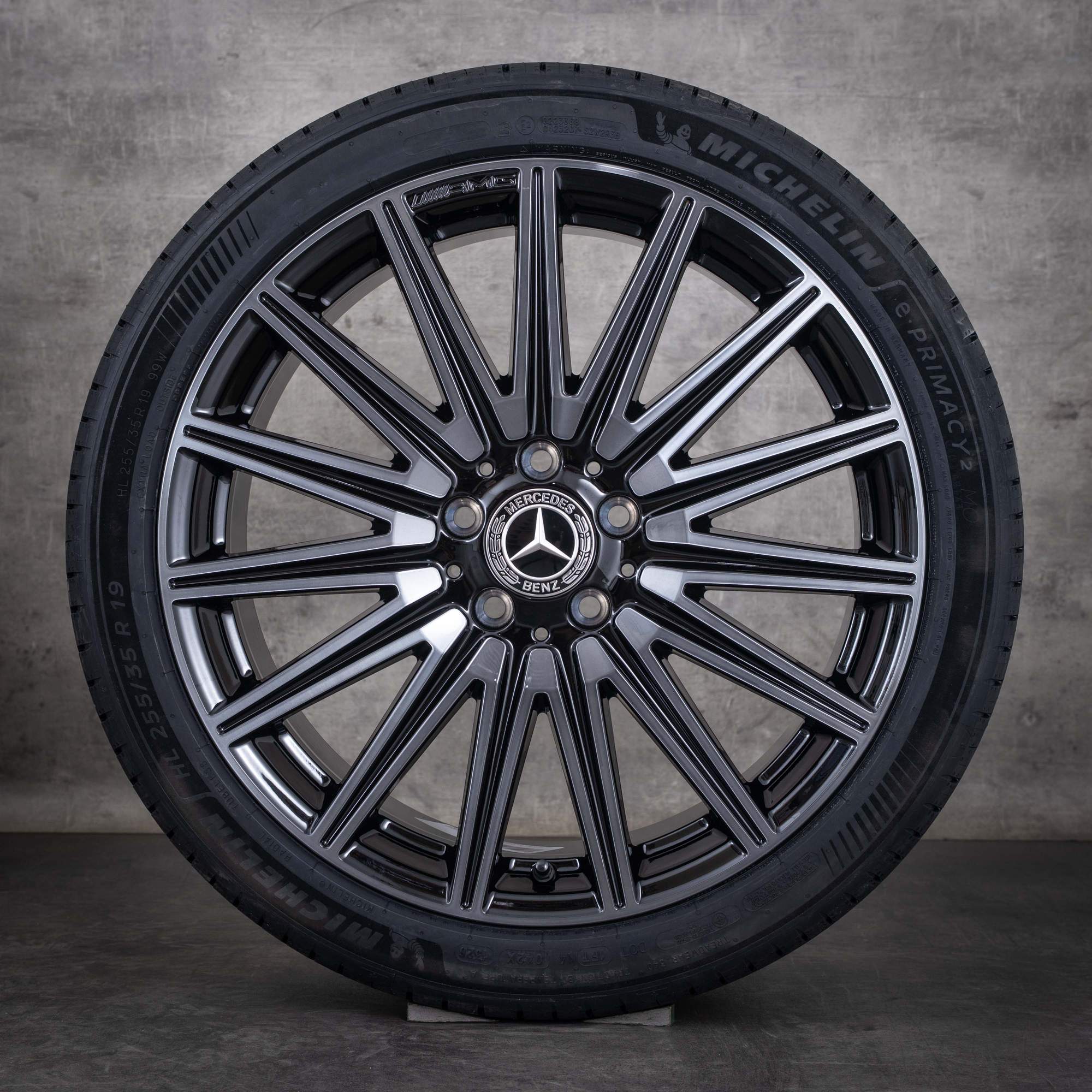 Originale Mercedes-Benz CLA EQ AMG-fælge 19 tommer X174 C174 250+ 350 4Matic fælge med sommerdæk A1744014400 A1744014500 sort, poleret NY