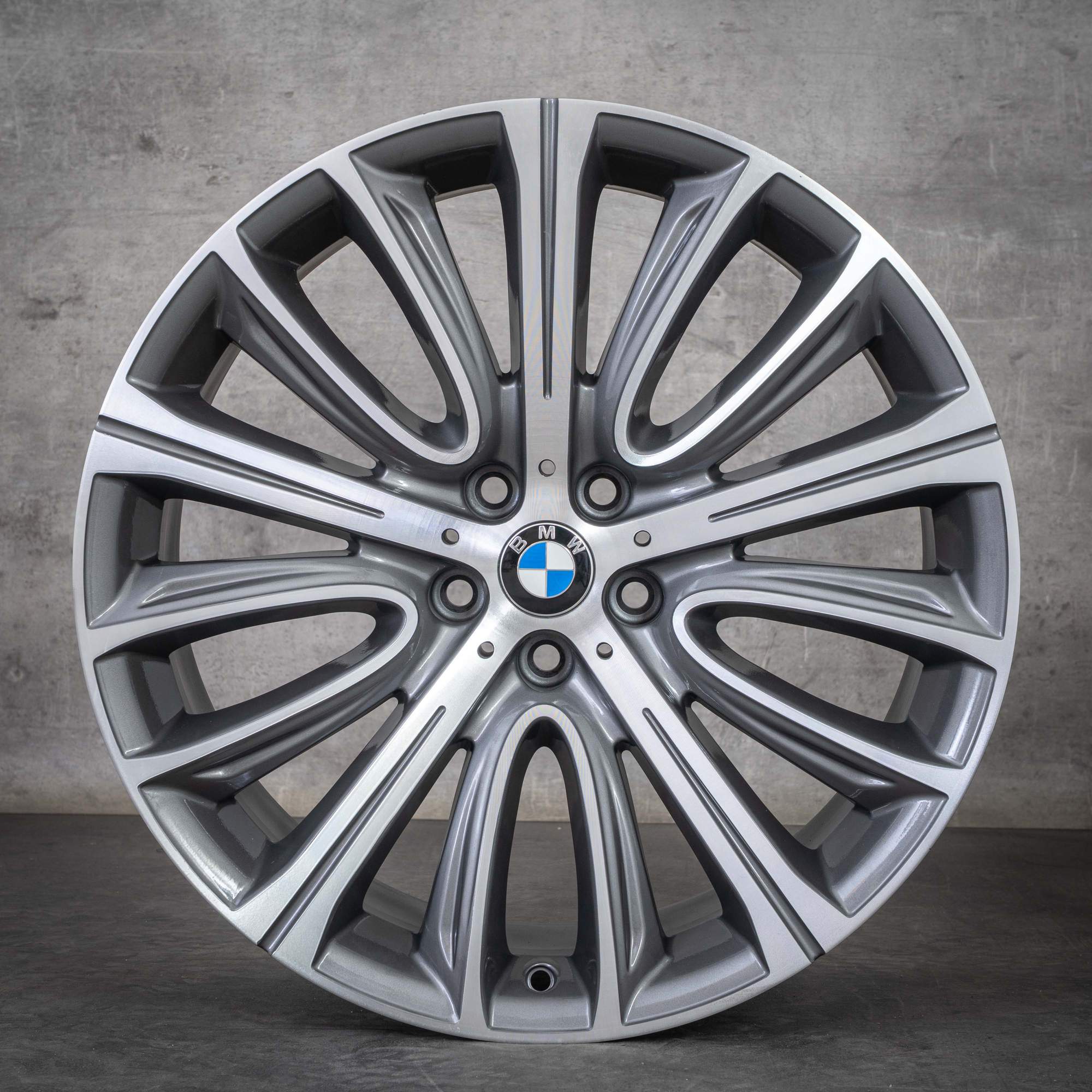 Oryginał BMW serii 7 6 koła 20 cali G11 G12 G32 letnie 6863110 6863111 stylizacja 628 ferric grey polerowane toczone