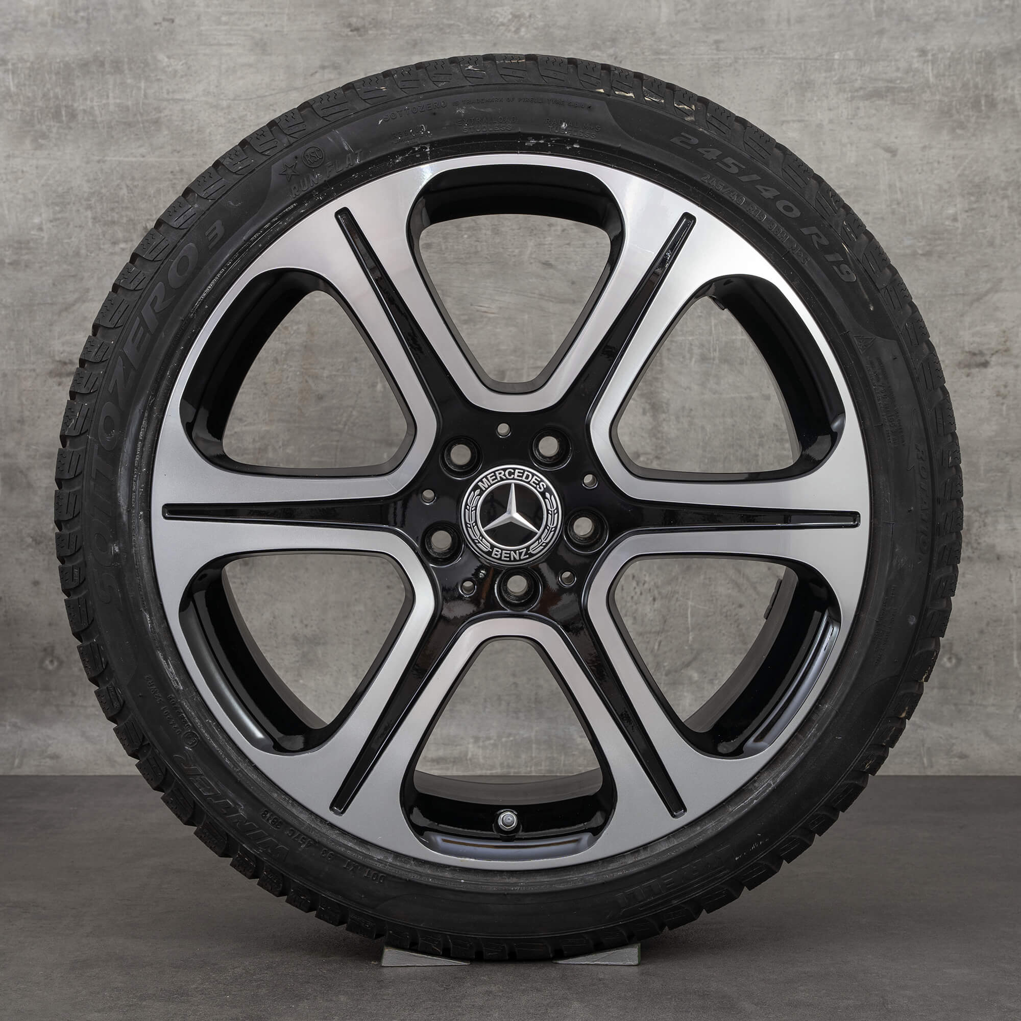 Alkuperäiset Mercedes Benz E-sarjan talvirenkaat 19 tuuman W213 S213 C238 A238 vanteet A2134013400 A2134013500 musta kiillotettu käännetty