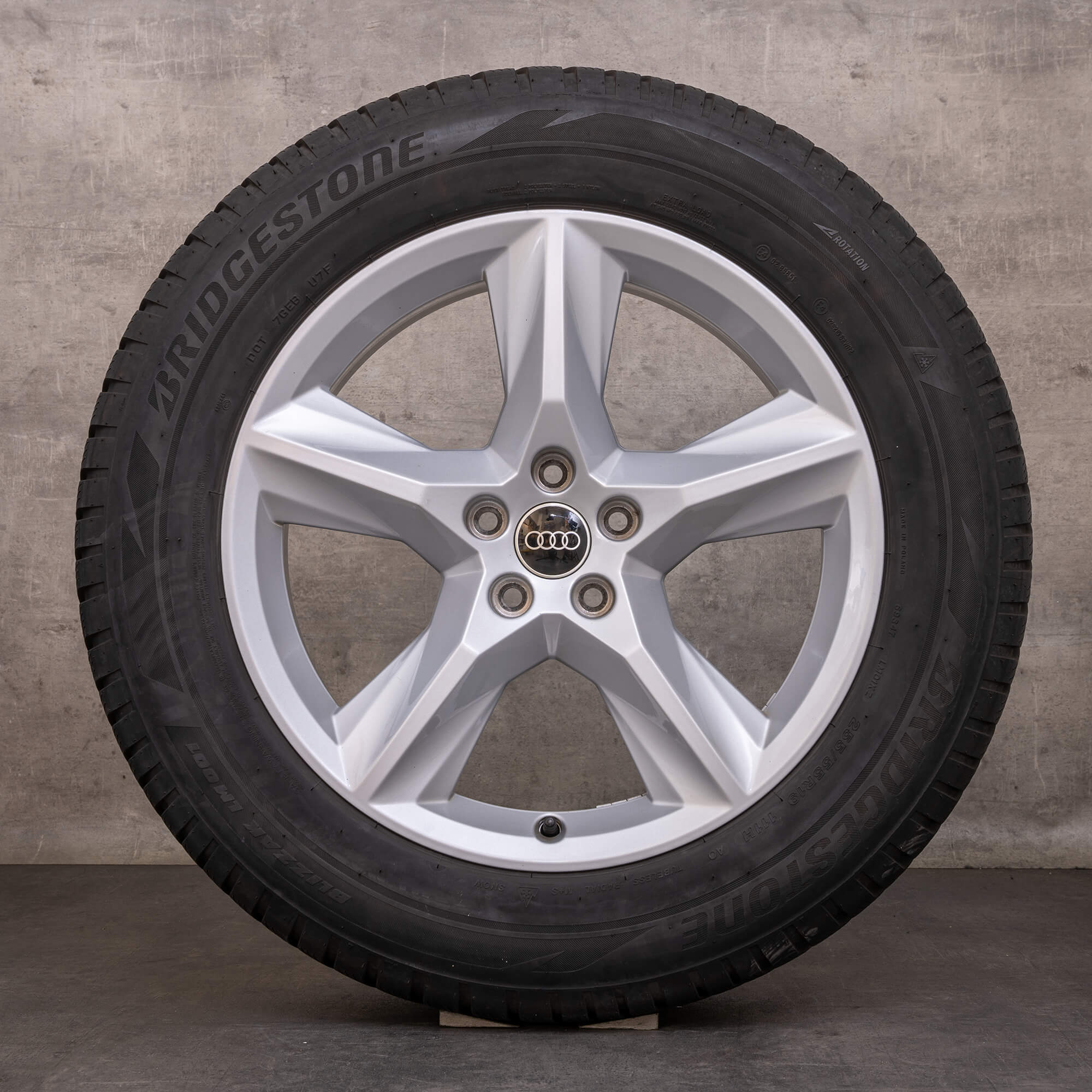OEM Audi Q7 snow tire packages 19 inch 4M rims 4M0601025F silver