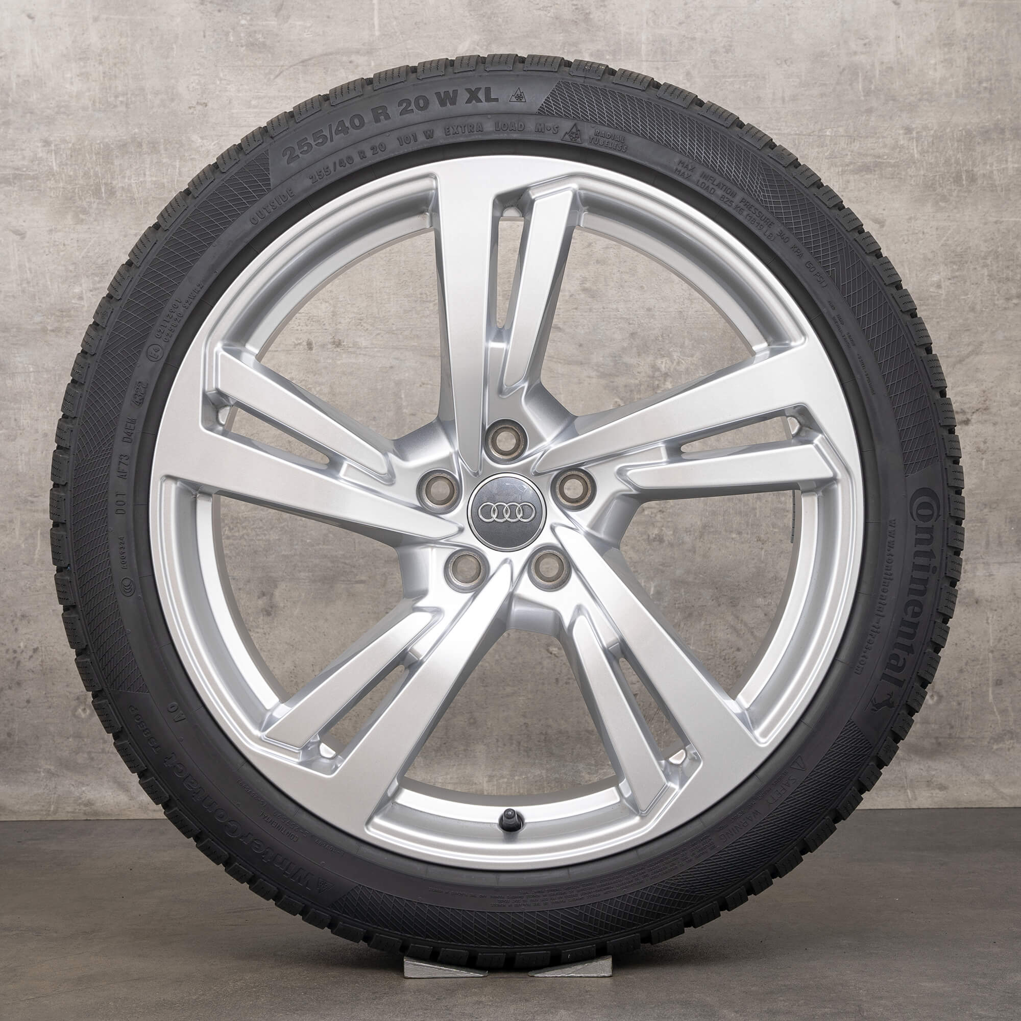 Original Audi A7 S7 vinterhjul 20 tum 4K C8 fälgar / fälg 4K8601025G silver