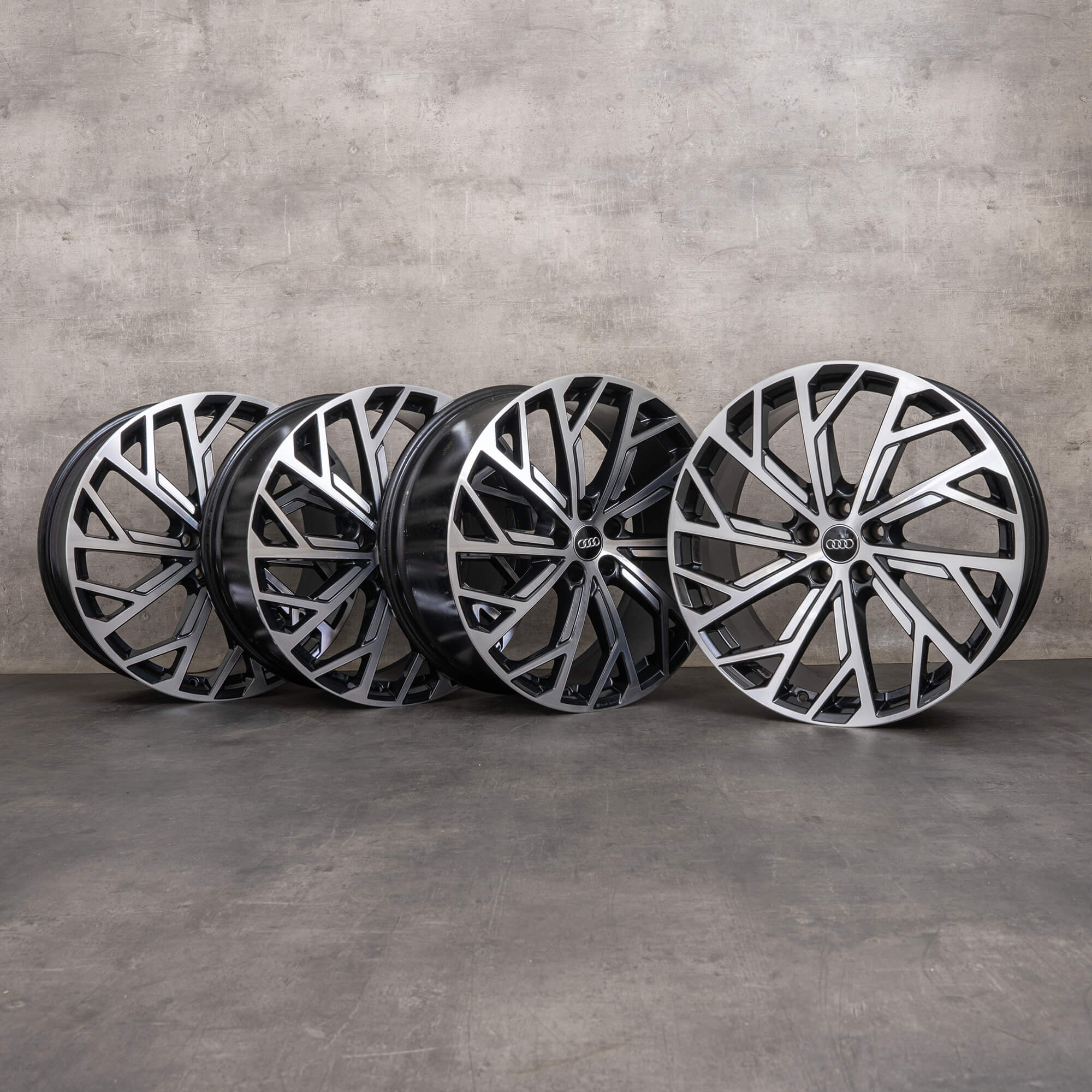 Originální alu kola Audi A8 S8 21 palců 4N D5 4N0601025AF černá leštěná
