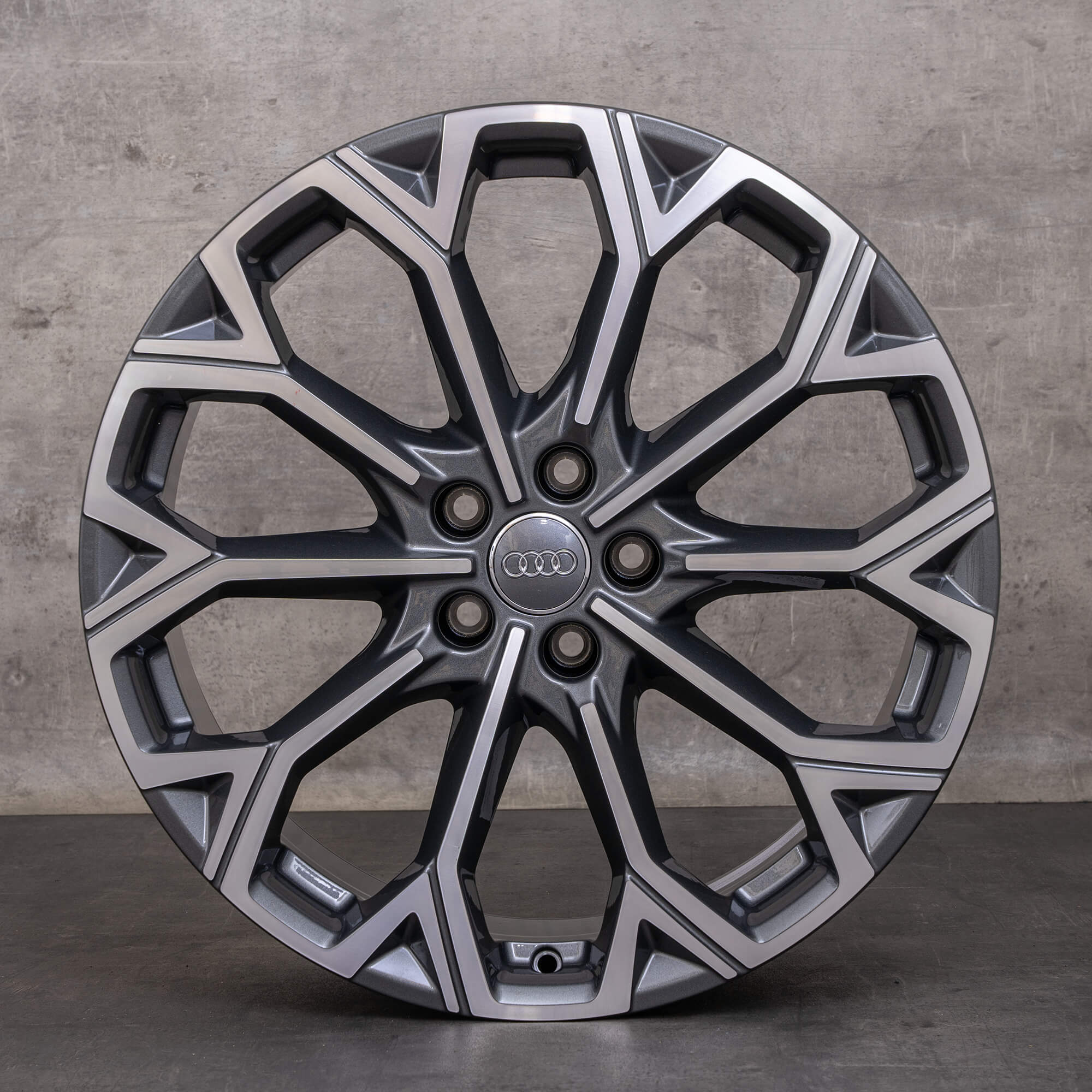 Oryginalne felgi Audi A6 S6 20 cali 4P C8 C9 4P0601025H grafitowo-szare polerowane NOWE