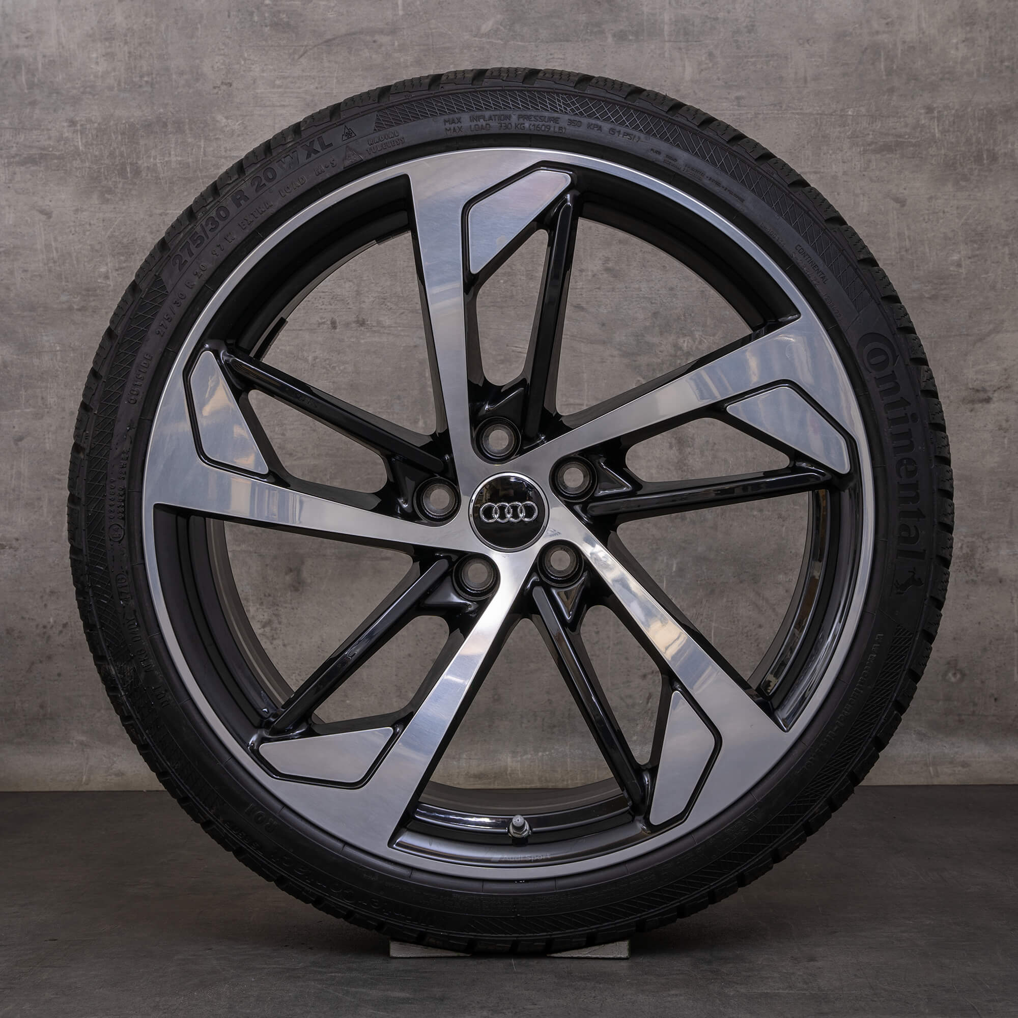 Originale Audi RS4 RS5 vinterhjul 20 tommer 8W B8 B9 felger 8W0601025CL svart blank dreid