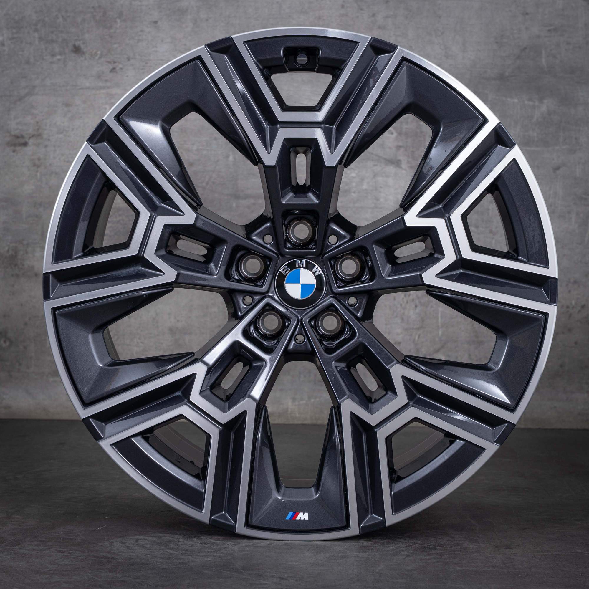 Oryginalne felgi BMW serii 5 i5 20 cali G60 G61 koła letnie stylizacja 939 M 5A324E8 5A324E9 orbit szary polerowane