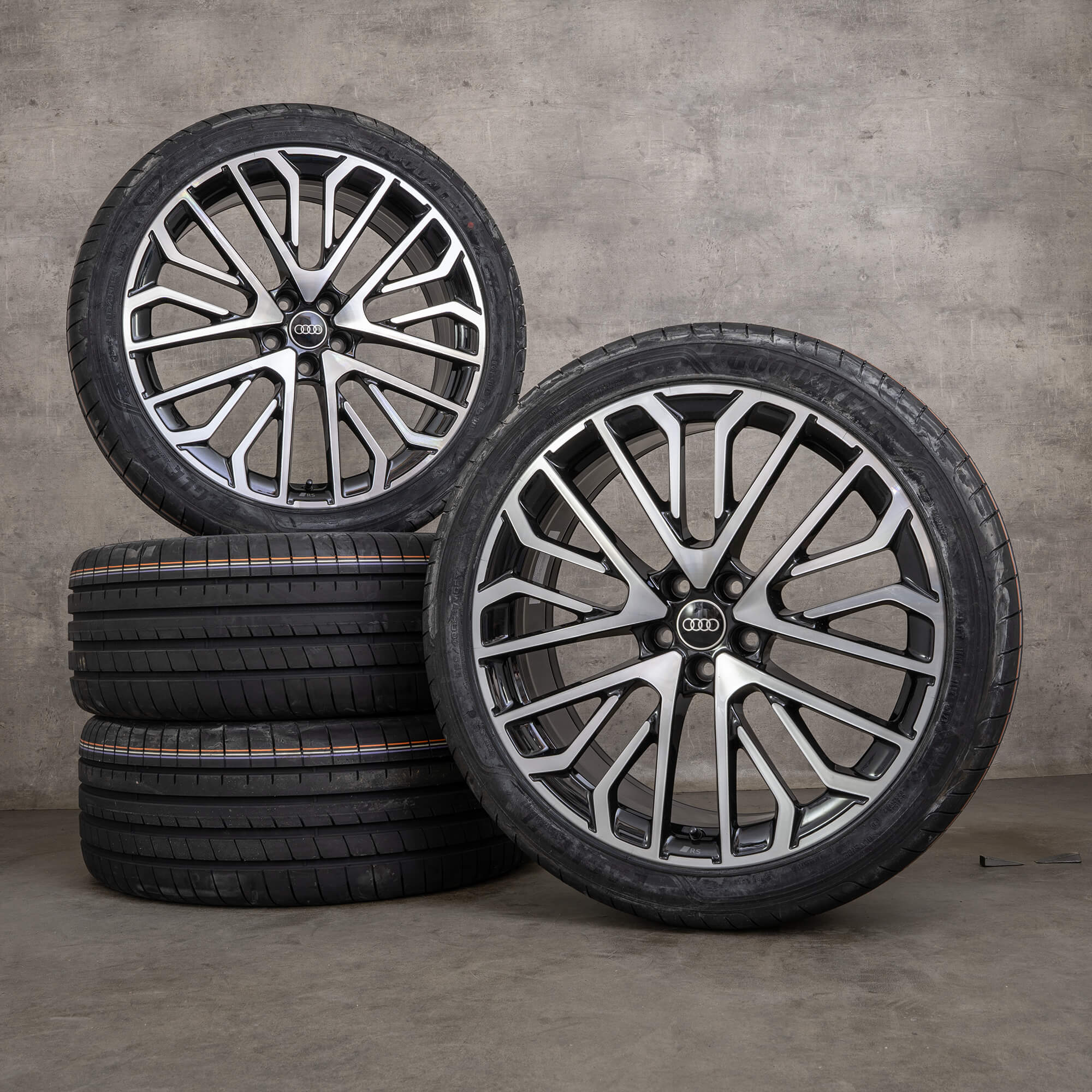Oryginalne koła zimowe do Audi A6 S6 felgi 21 cali 4P C8 C9 4P0601025N czarne z efektem diamond cut NOWE