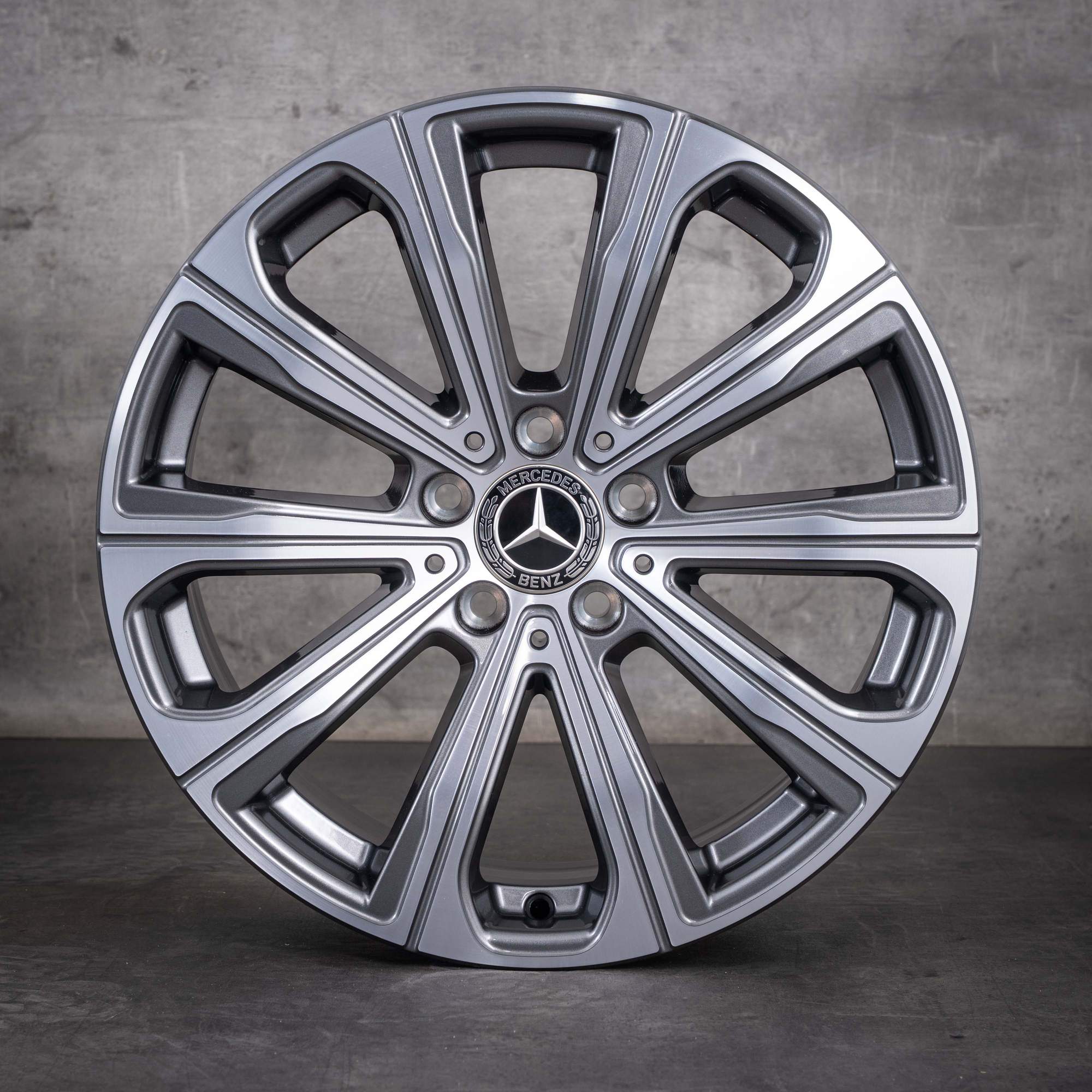 OEM Mercedes-Benz GLC X254 18inch rims A2544014500 Tremolite Gray diamond cut NEW