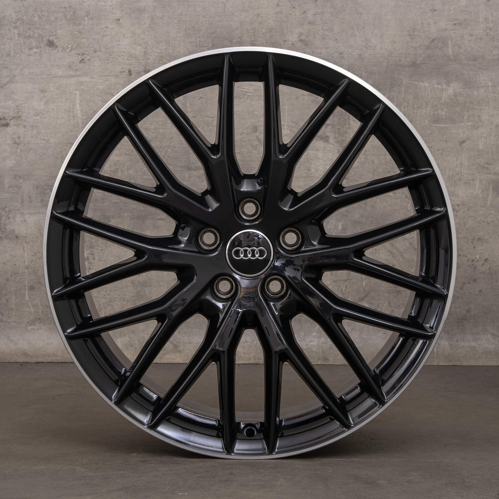 Originele Audi Q2 SQ2 GA 19 inch velgen 81A601025AB aluminium zwart