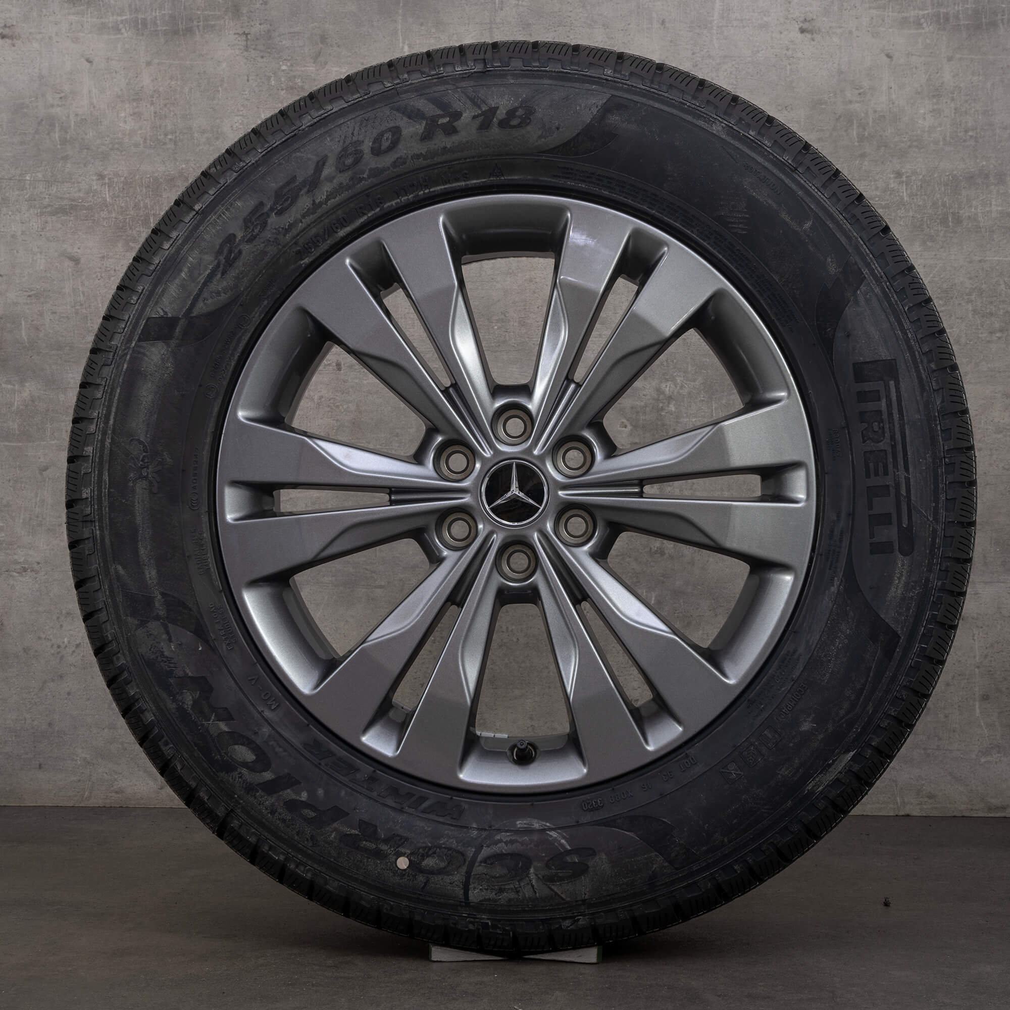 Alkuperäiset Mercedes Benz X-sarjan talvirenkaat 18 tuuman W470 vanteet N83801 harmaa UUSI