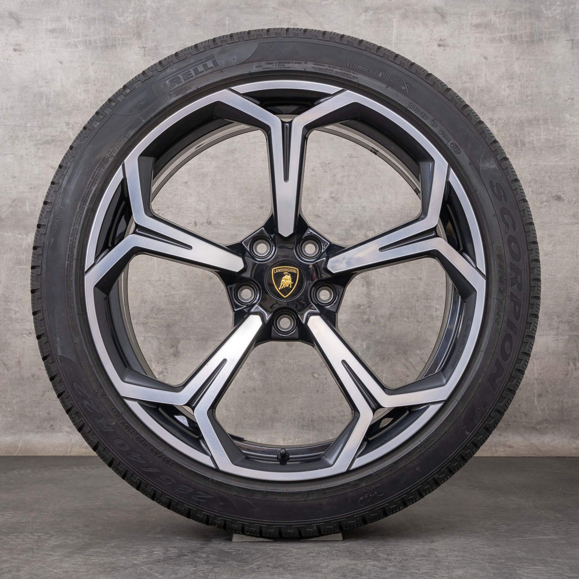 Oryginał Lamborghini Urus koła zimowe 22 cale felgi 4ML601025P 4ML0601025Q czarne polerowane