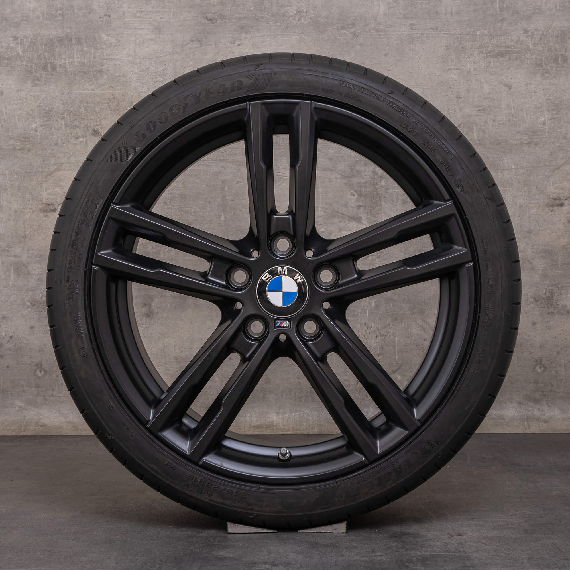 Original BMW 1er 2er Felgen 18 Zoll F20 F21 F22 F23 Sommerräder Styling 719 M 8074185 8074186 schwarz matt