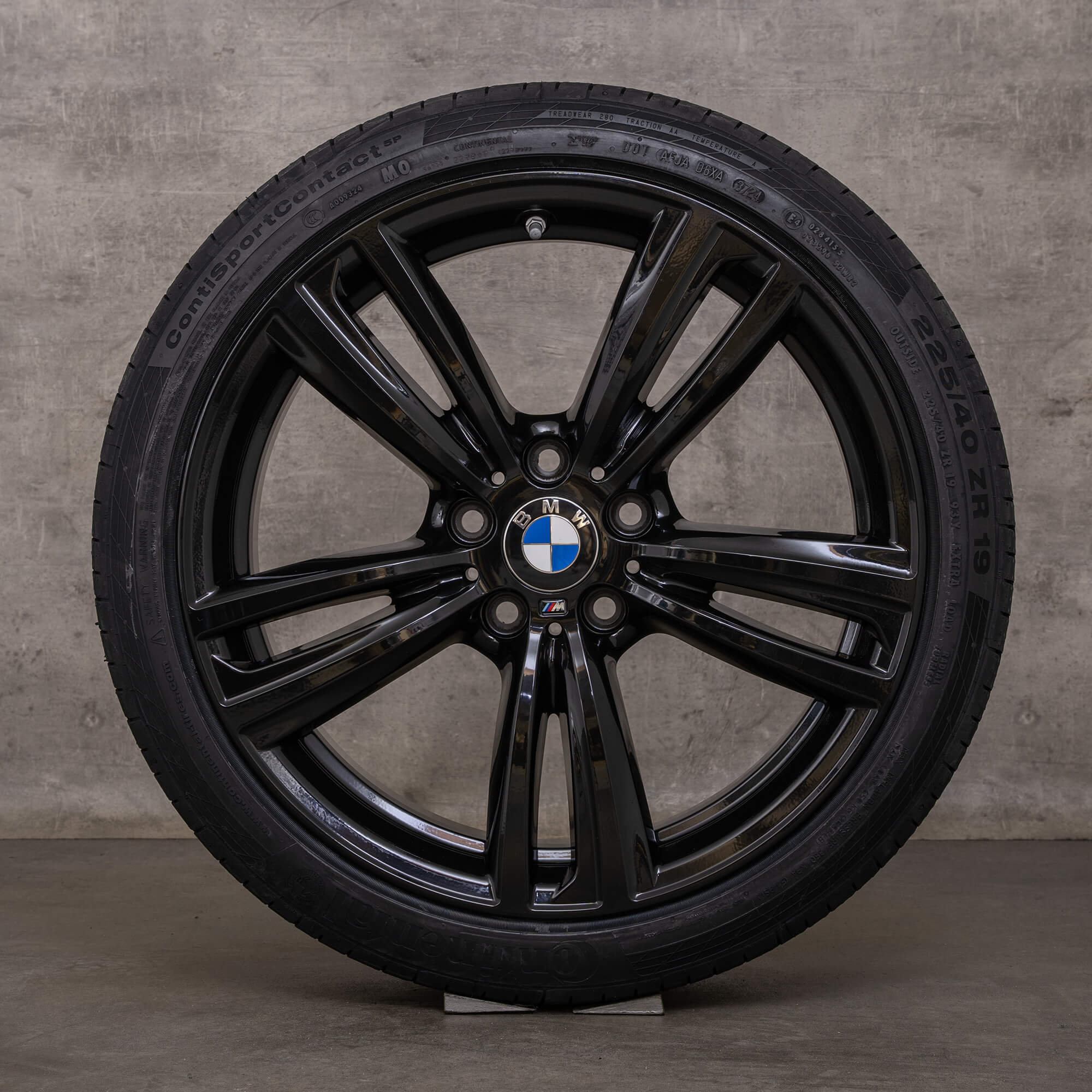 Originální alu kola BMW řady 3 4 19 palců F30 F31 F32 F33 Gran Coupe F36 letni styling 442 M 7846780 7846781 černá lesklá