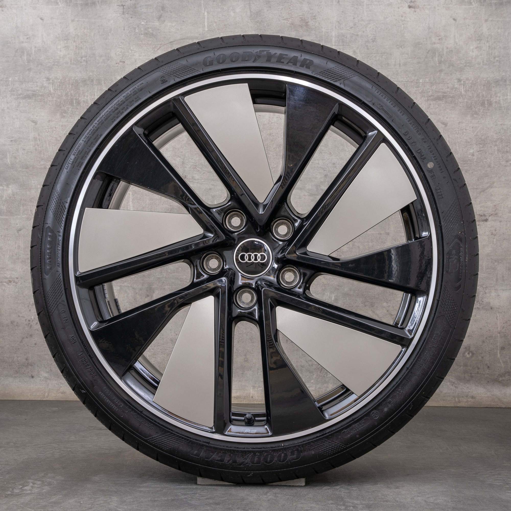 Originele Audi e-tron velgen 21 inch GT RS FW zomerwielen trapeziummodule 4J3601025J 4J3601025K zwart gepolijst