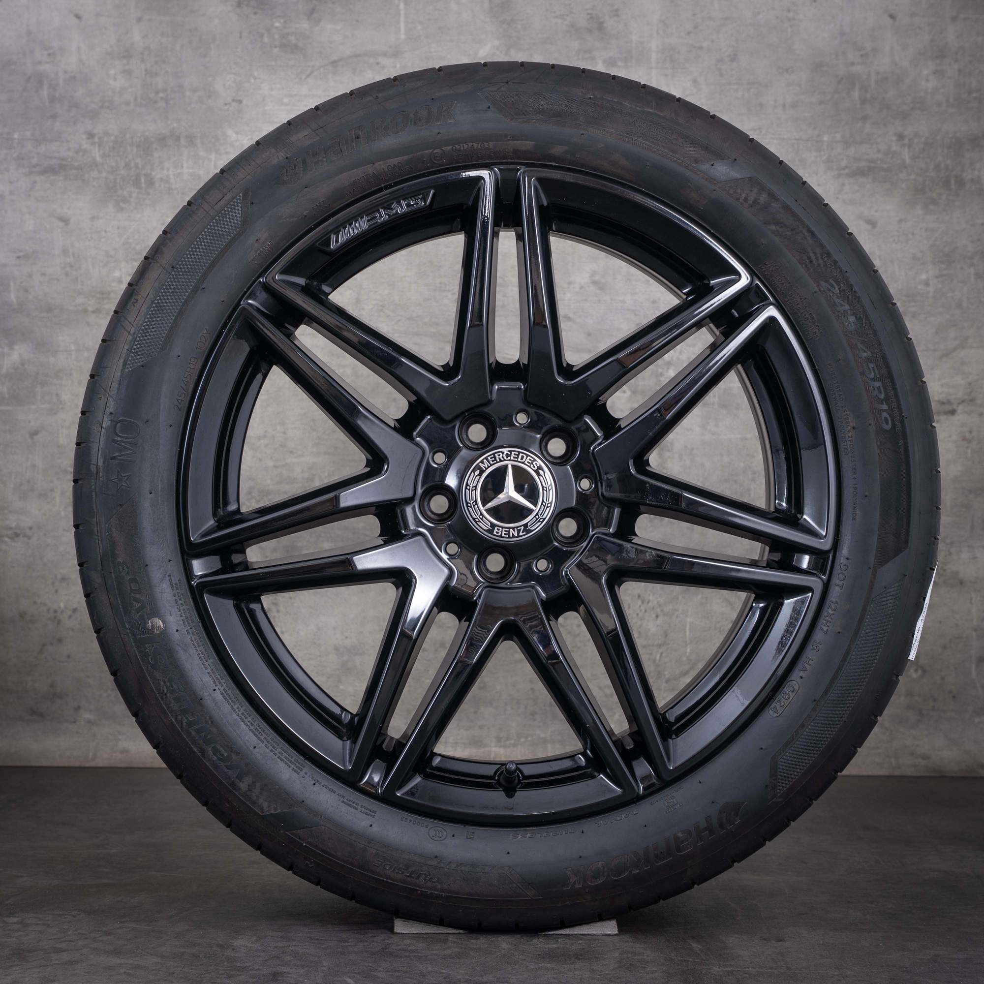 Alkuperäiset Mercedes-Benz V-sarjan AMG-vanteet 19 tuumaa W447 kesärenkaat A4474015100 kiiltävä musta