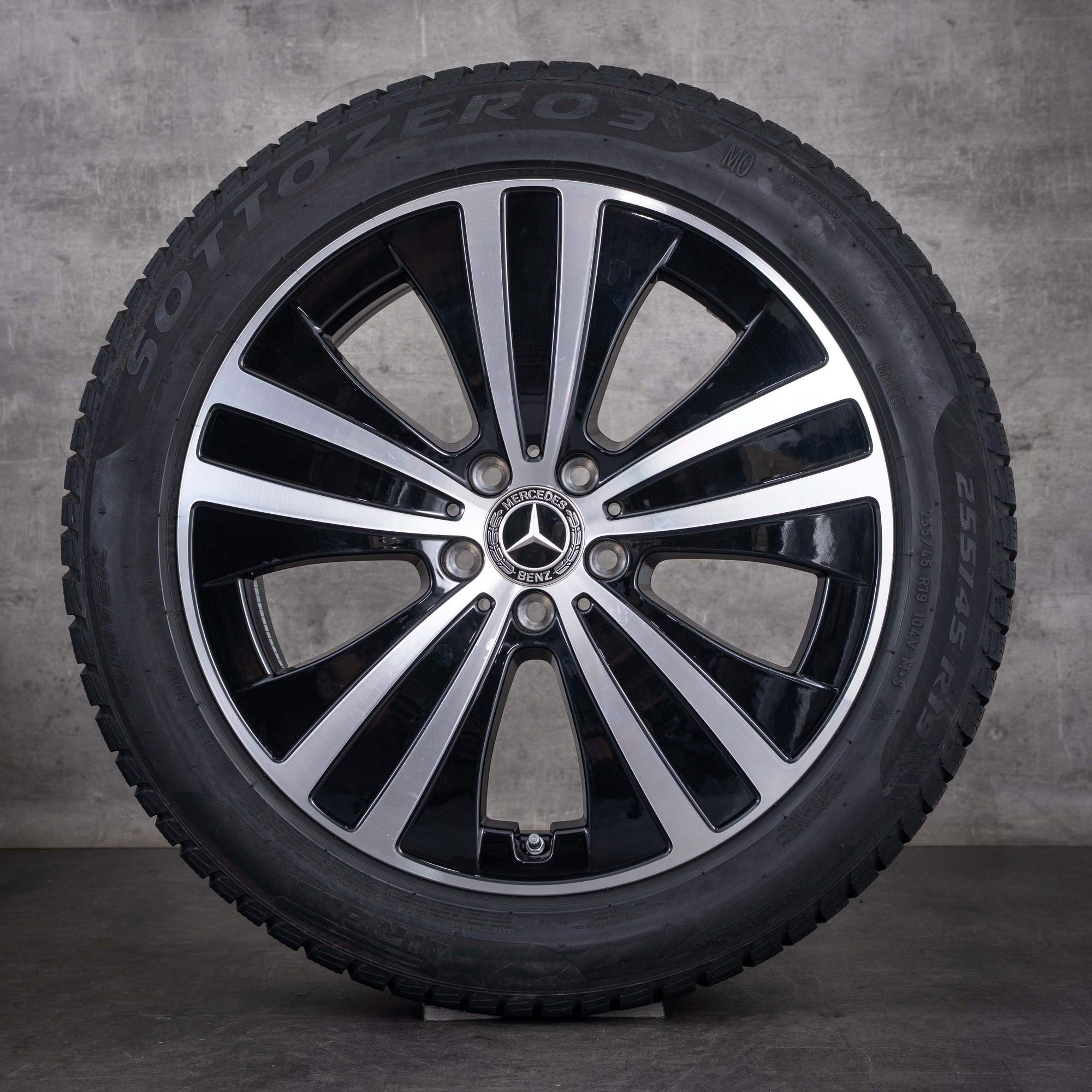 OEM Mercedes-Benz EQE 19inch V295 winter wheels A2954011200 black front diamond cut - wheel 1 of 4