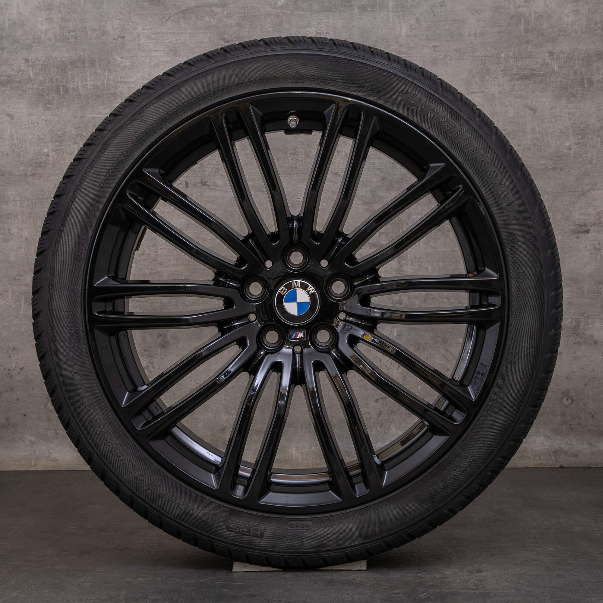OEM BMW 5 Series snow tire packages 19 inch G30 G31 Rims Styling