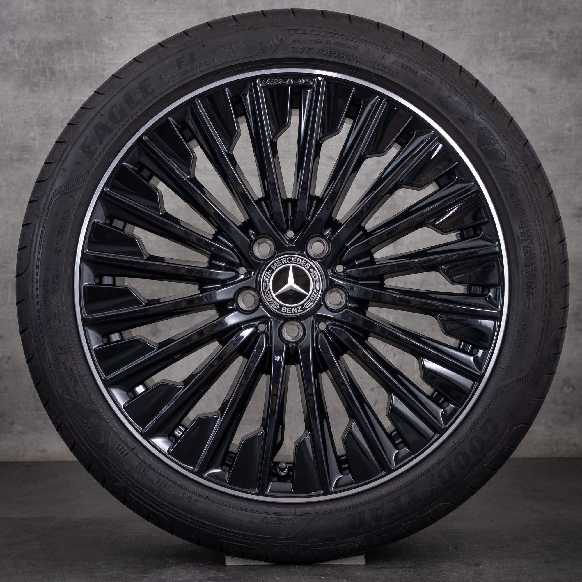 Originele Mercedes-Benz CLE AMG-velgen 19 inch C236 A236 zomerbanden A2364012100 A2364012200 zwart met diamond cut