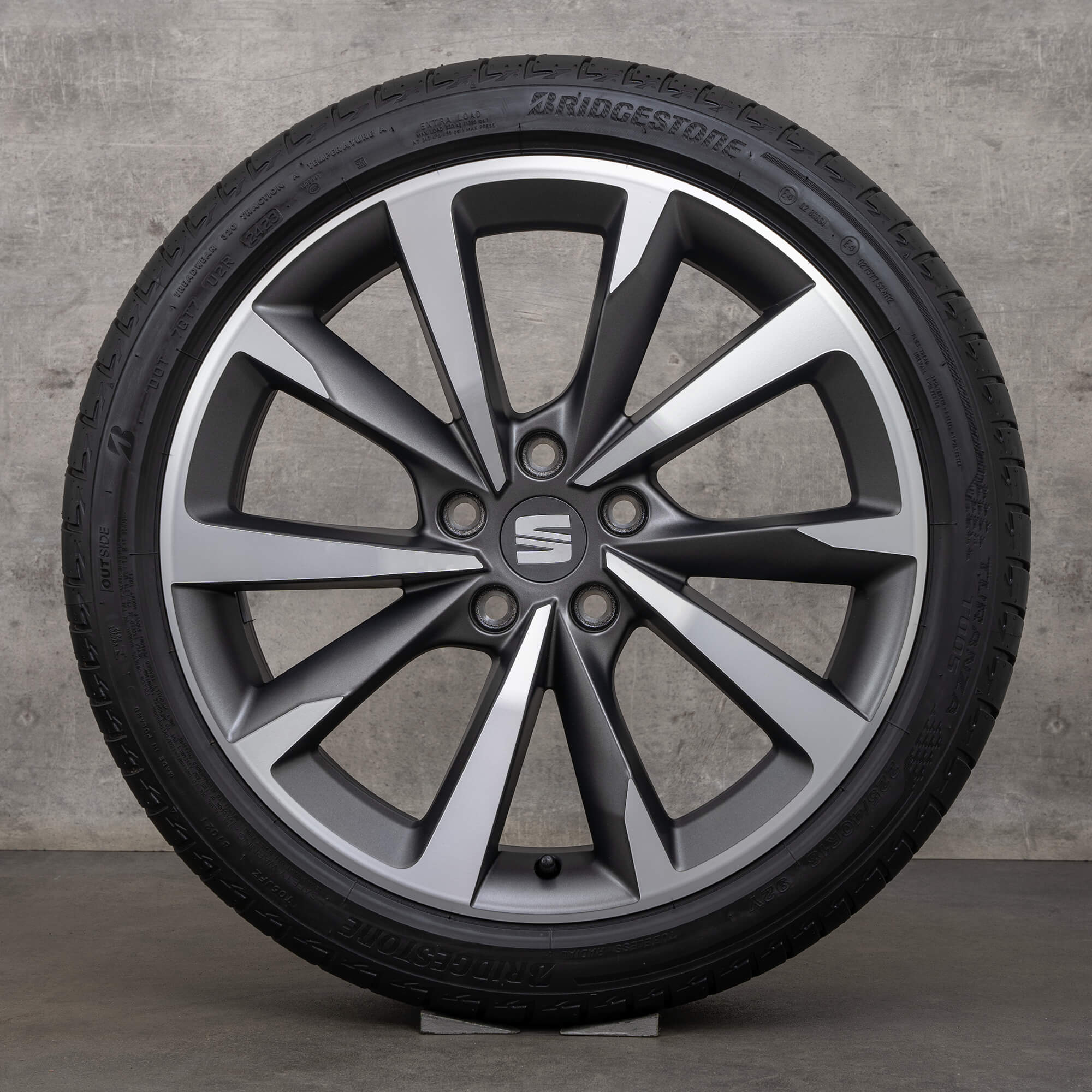 Seat Leon 5f Performance Felgen 18 Zoll Seat Leon FR 5F Sommerräder Sommerreifen 18 Zoll Performance Felgen