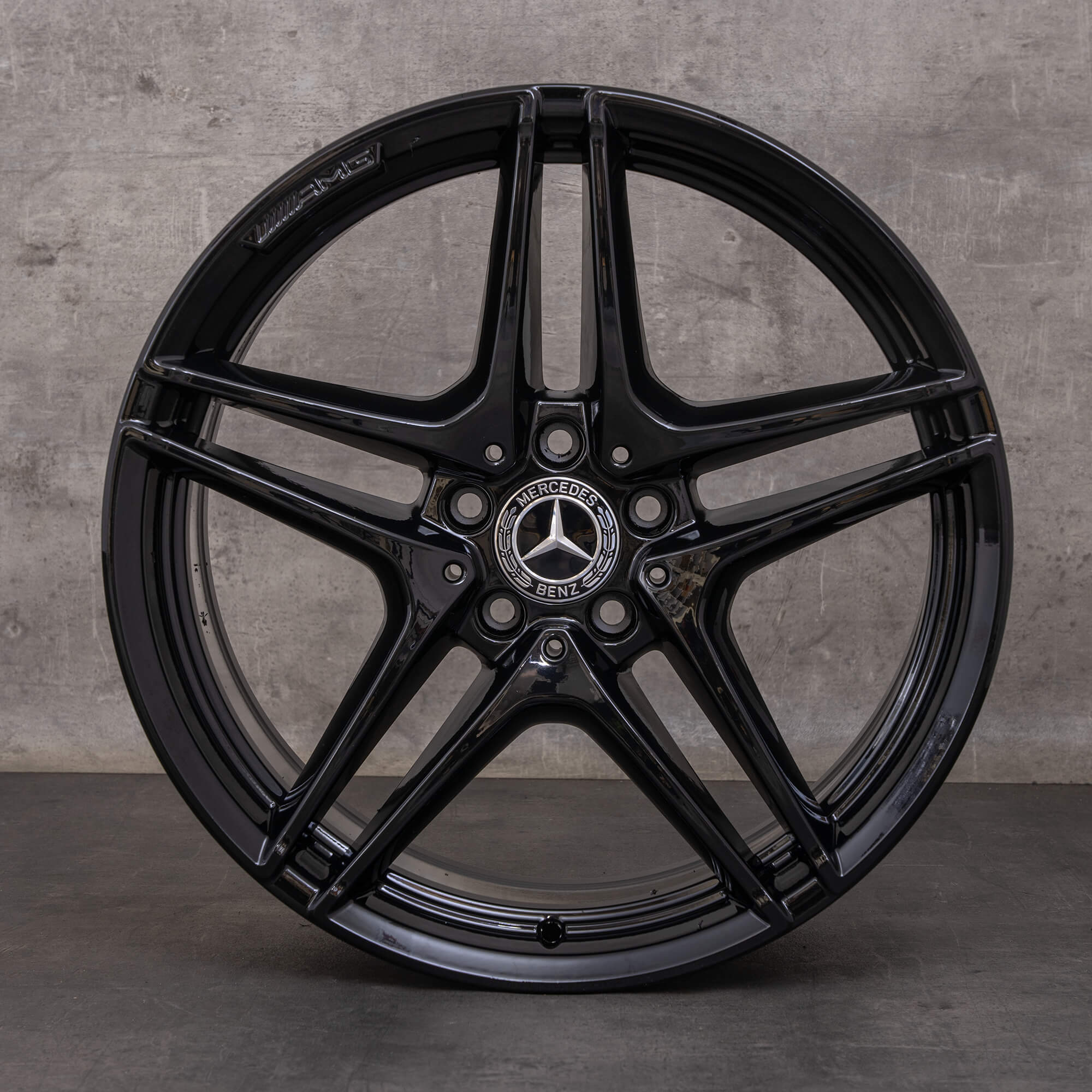 Orijinal Mercedes Benz C-Serisi C63 & S AMG jantlar 19 inç W205 S205 A2054011900 A2054012000 siyah parlak