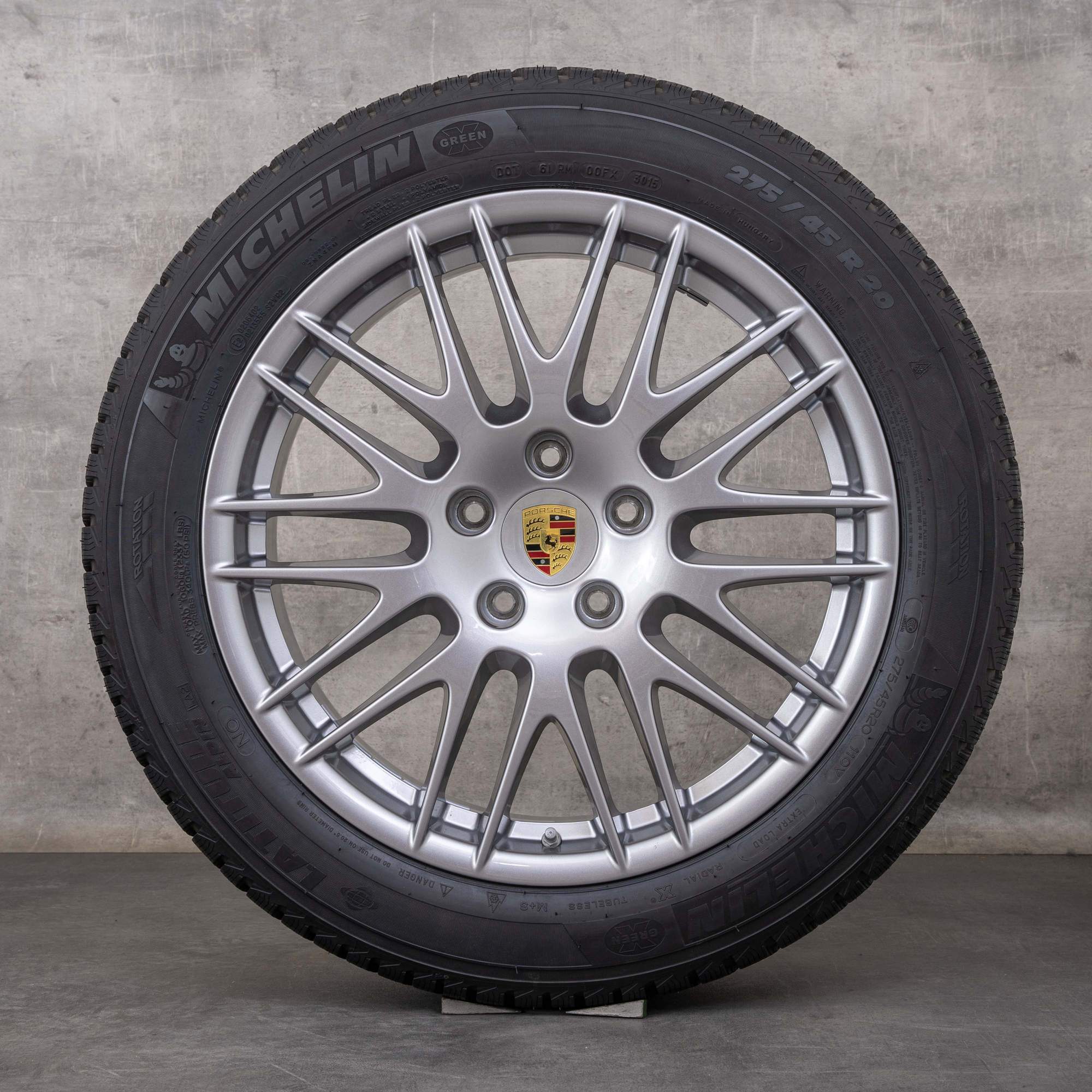 Alkuperäiset Porsche Cayenne 958 E2 talvirenkaat 20 tuuman GTS Turbo S vanteet 7P5601025AH decorsilver glossy