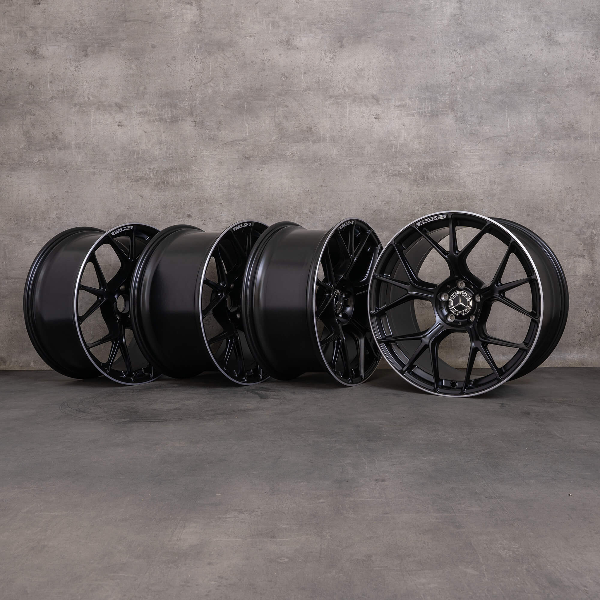 Originální disky Mercedes Benz CLE53 AMG 19 palců C236 A236 A2364013100 A2364013200 černé matné vysoce lesklé NOVÉ