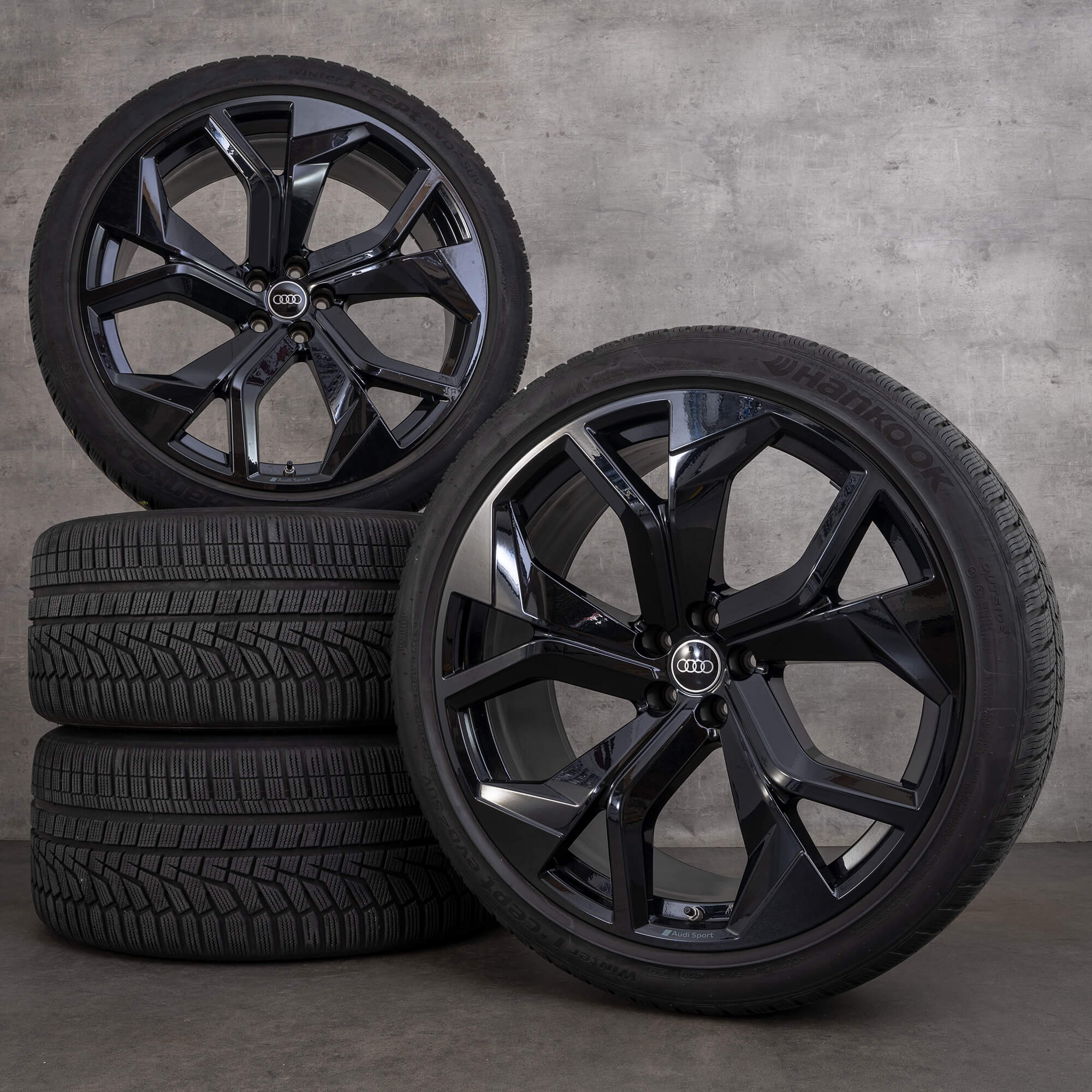Cerchi invernali originali Audi RS Q8 rotore da 23 pollici 4M8 cerchi 4M8601025DC nero lucido NUOVO
