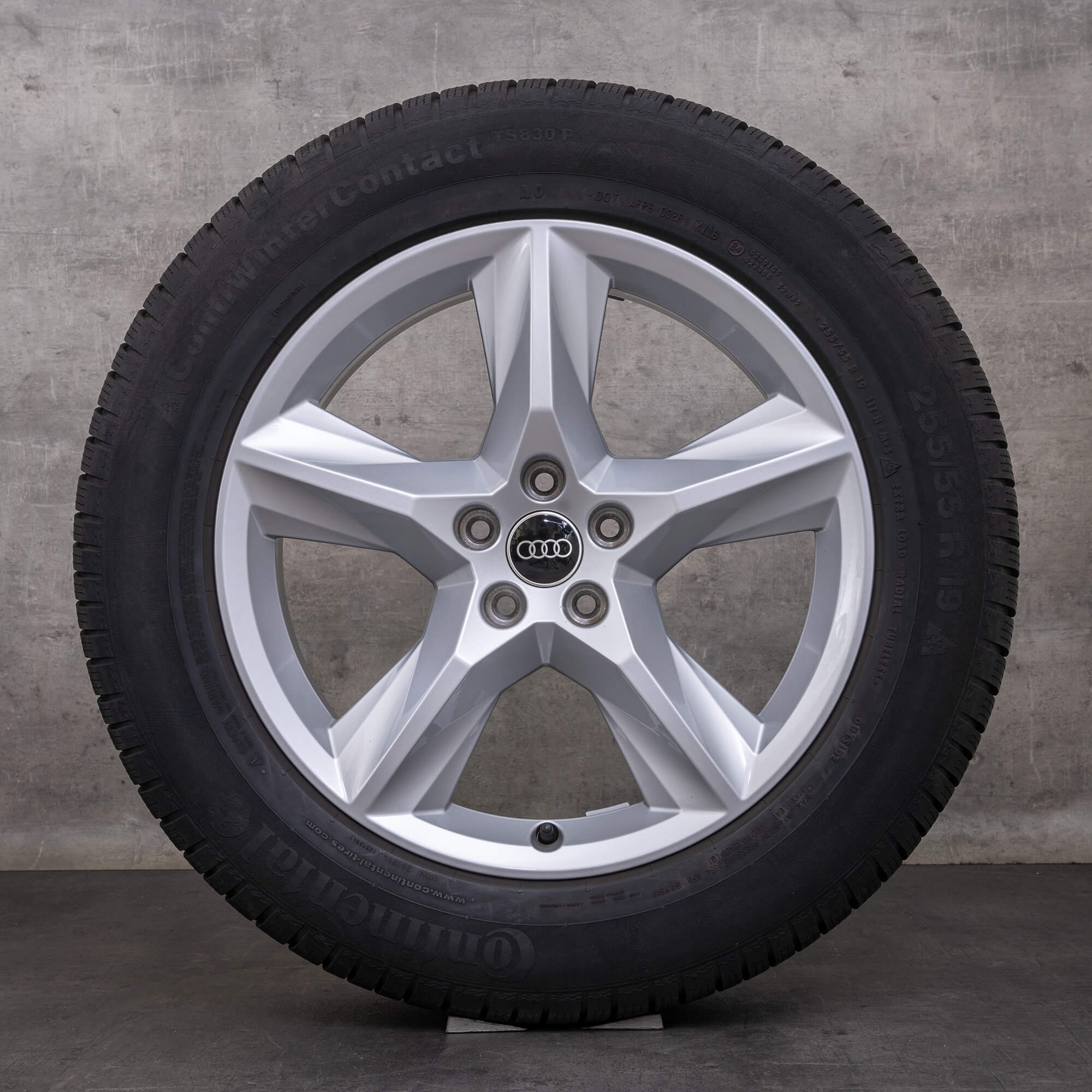 OEM Audi Q7 snow tire packages 19 inch 4M rims 4M0601025F silver glossy