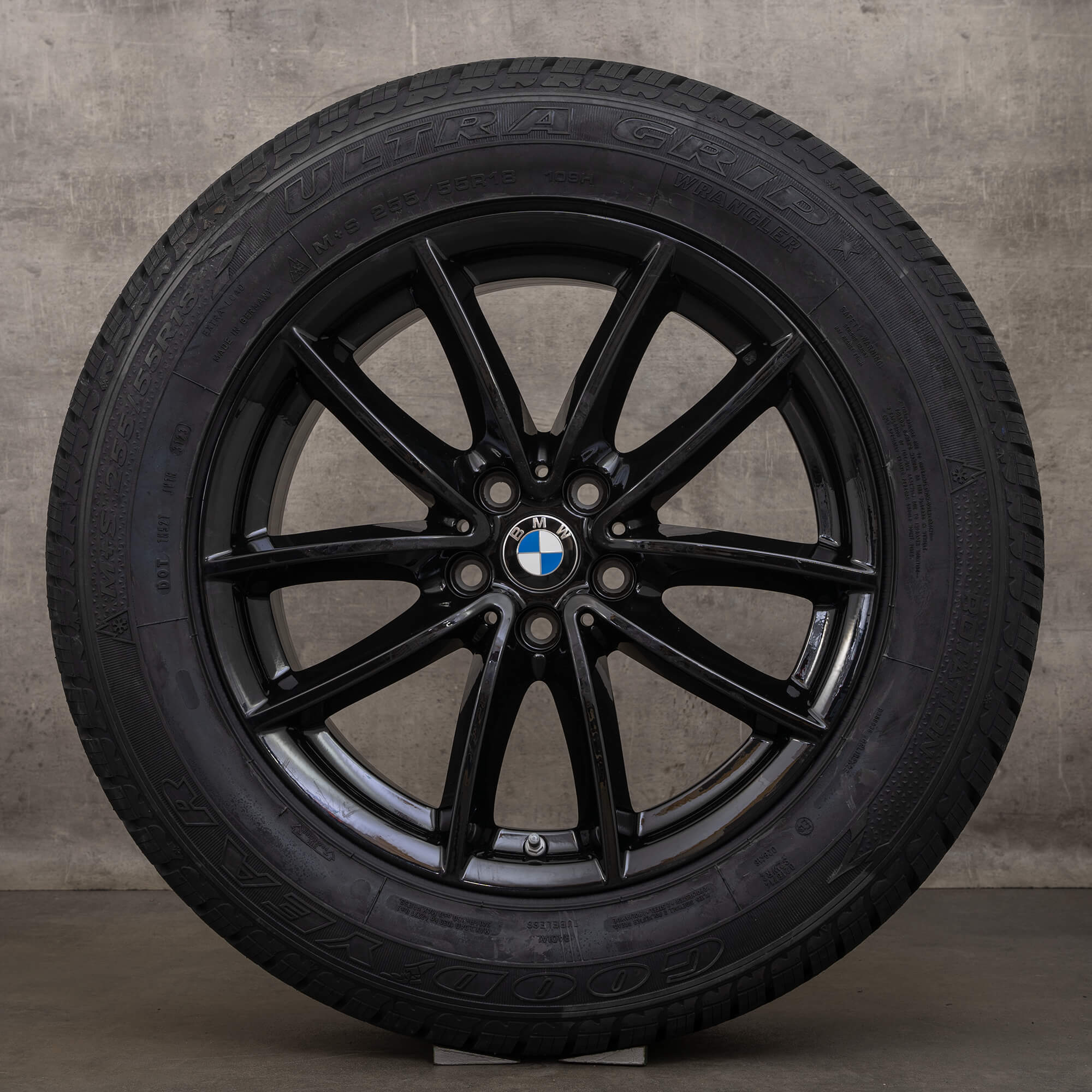 Oryginalne opony zimowe BMW X5 G05 X6 G06 18 cali felgi 618 6880684 czarne