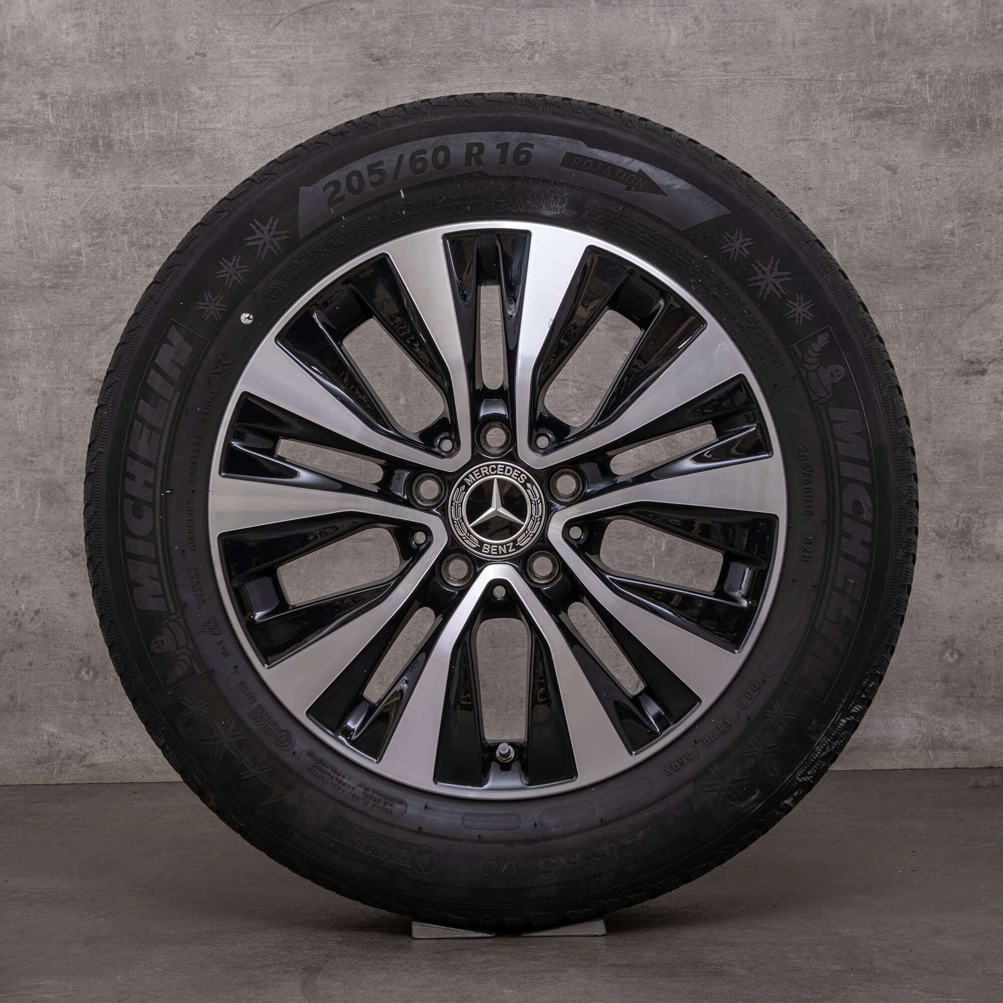 Original Mercedes Benz Clase A B CLA llantas de invierno 16 pulgadas W177 V177 W247 X118 C118 A1774010000 negro brillante torneado