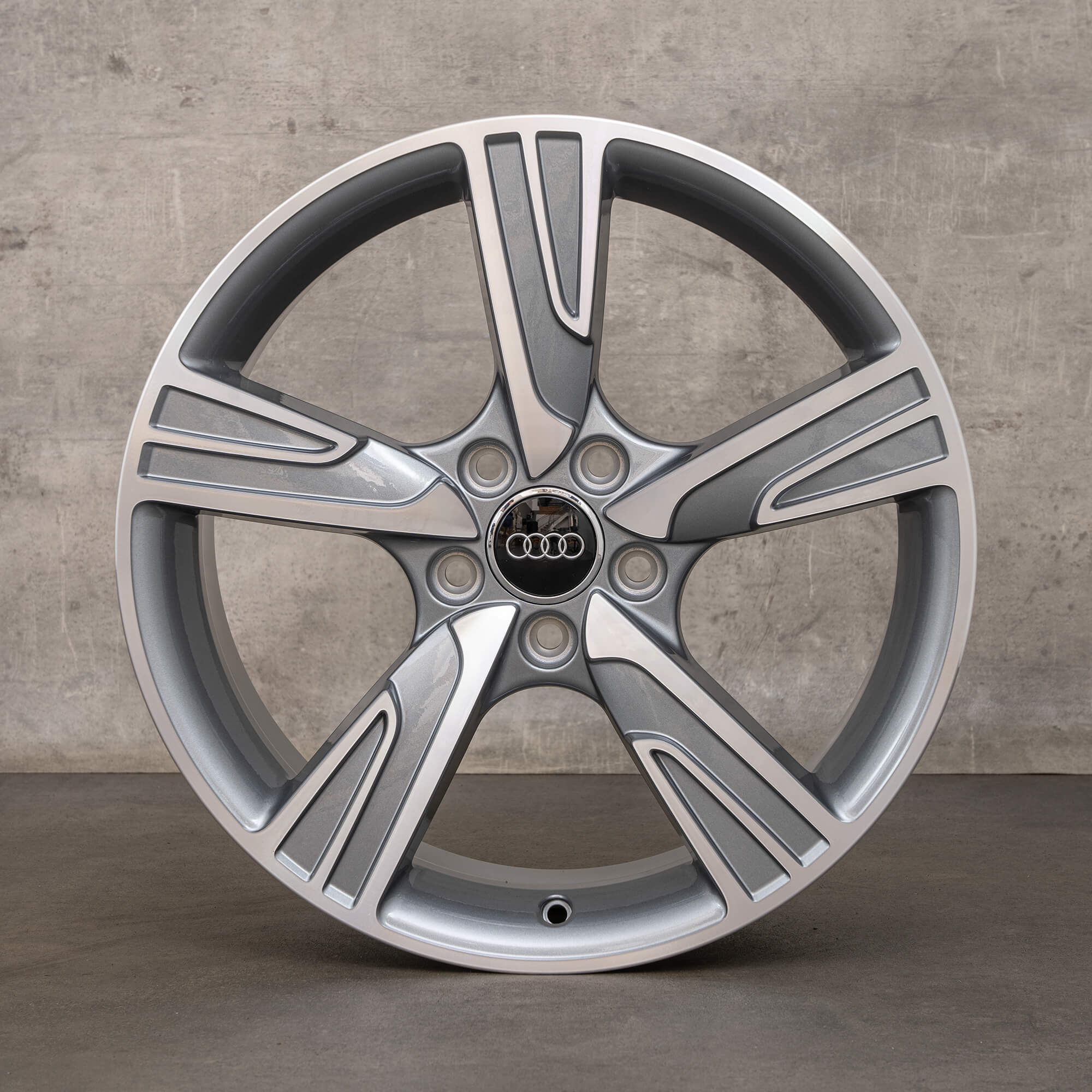 Originale Audi A3 S3-felg 18 tommer 8V Velum 8V0071498 grå, frontpolert NY