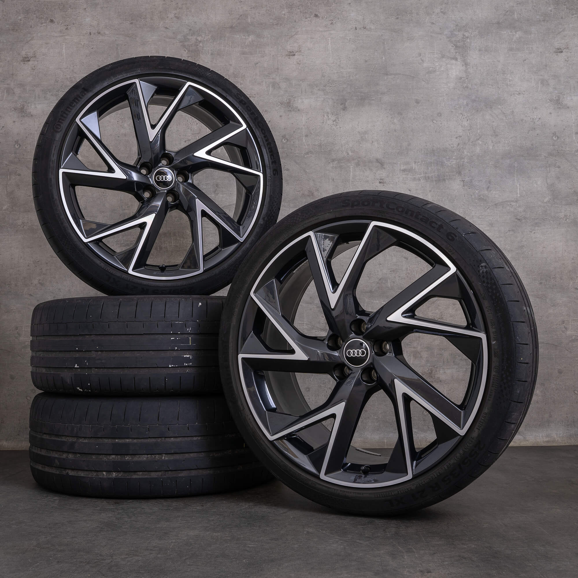 Aidot Audi RSQ3 vanteet 21 tuuman F3 kesäpyörät 83A601025AE Trigon Design granit kiillotettu