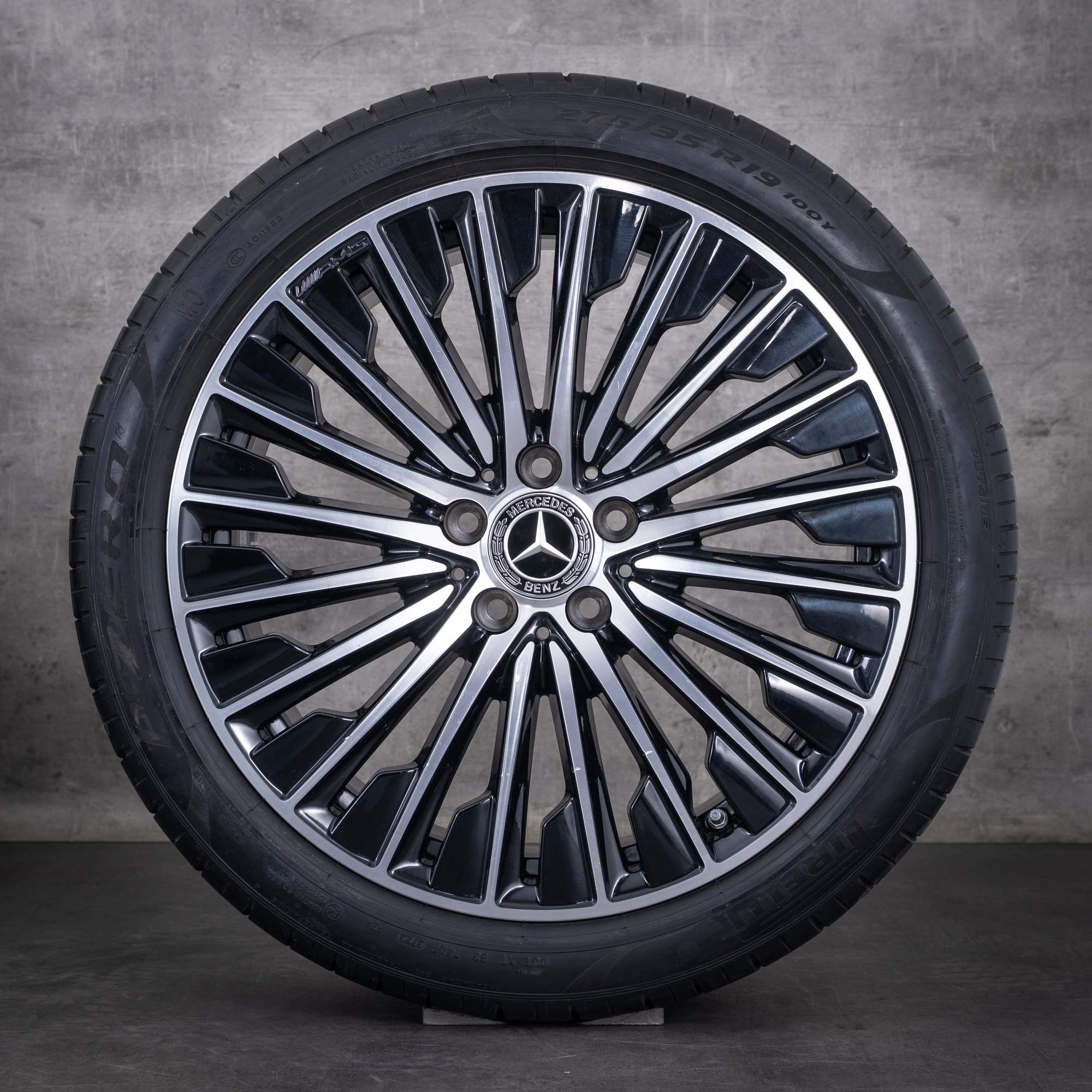 Original Mercedes Benz CLE AMG Felgen 19 Zoll C236 A236 Sommerräder A2364011900 A2364012000 schwarz glanzgedreht