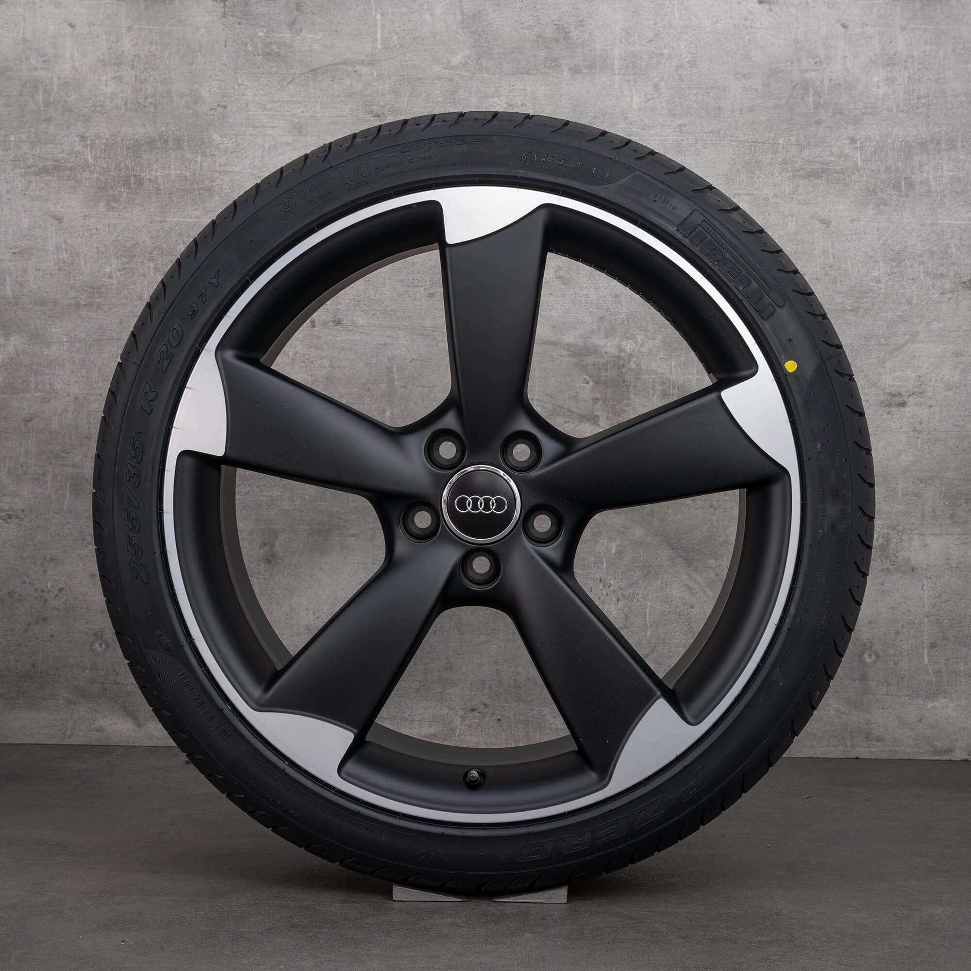 Alkuperäiset Audi Q3 RSQ3 talvirenkaat 20 tuuman 8U vanteet 8U0601025K Rotor black matt kiillotettu UUTUUS