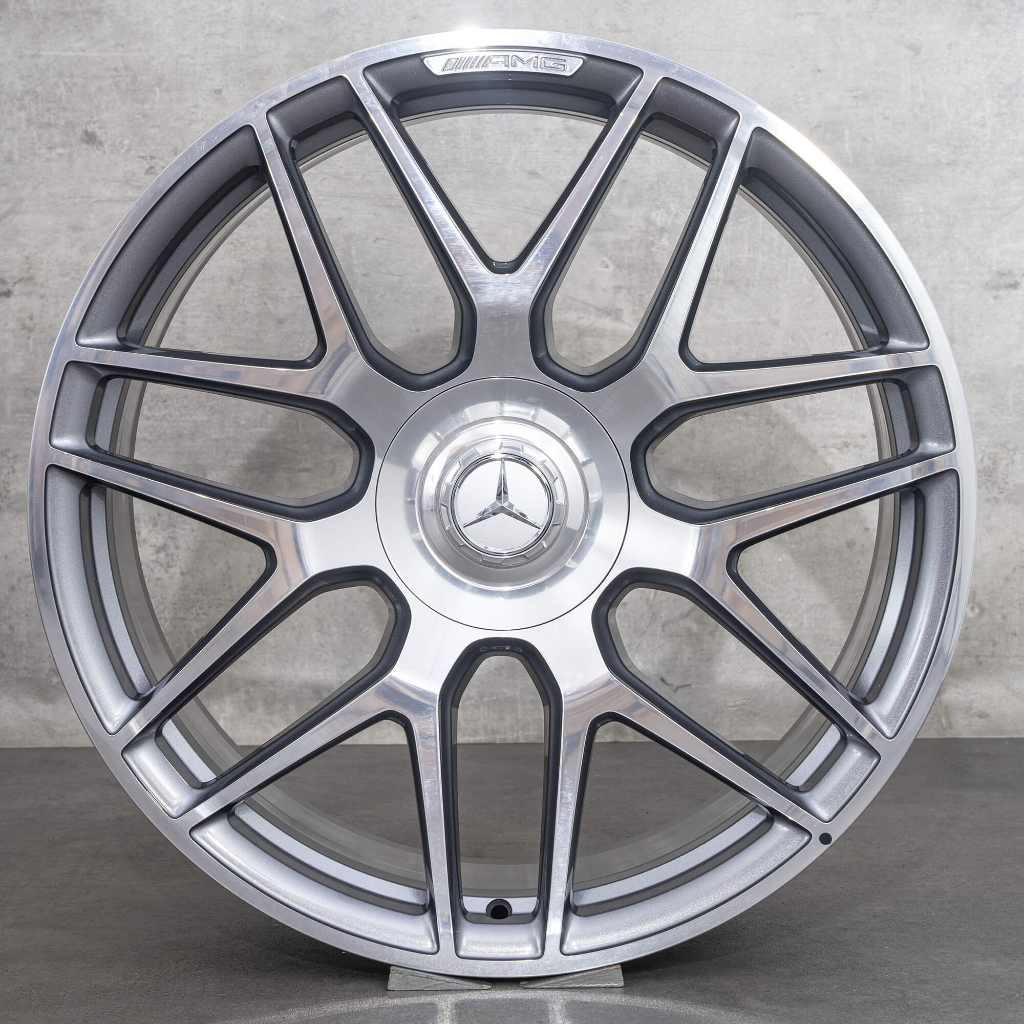 AMG 22 Zoll Mercedes Benz Felgen G-Klasse W463A G63 A4634012000 Alufelgen NEU