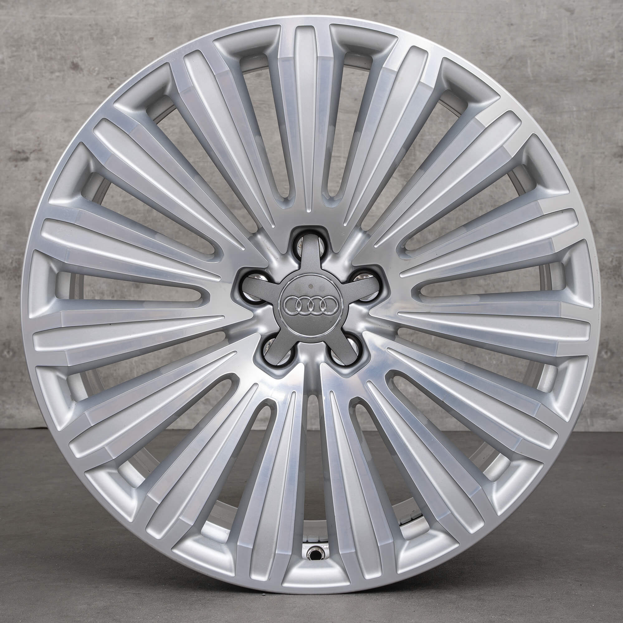 Audi A8 S8 4H D4 20 Zoll Felgen 4H0601025AL silber glanzgedreht
