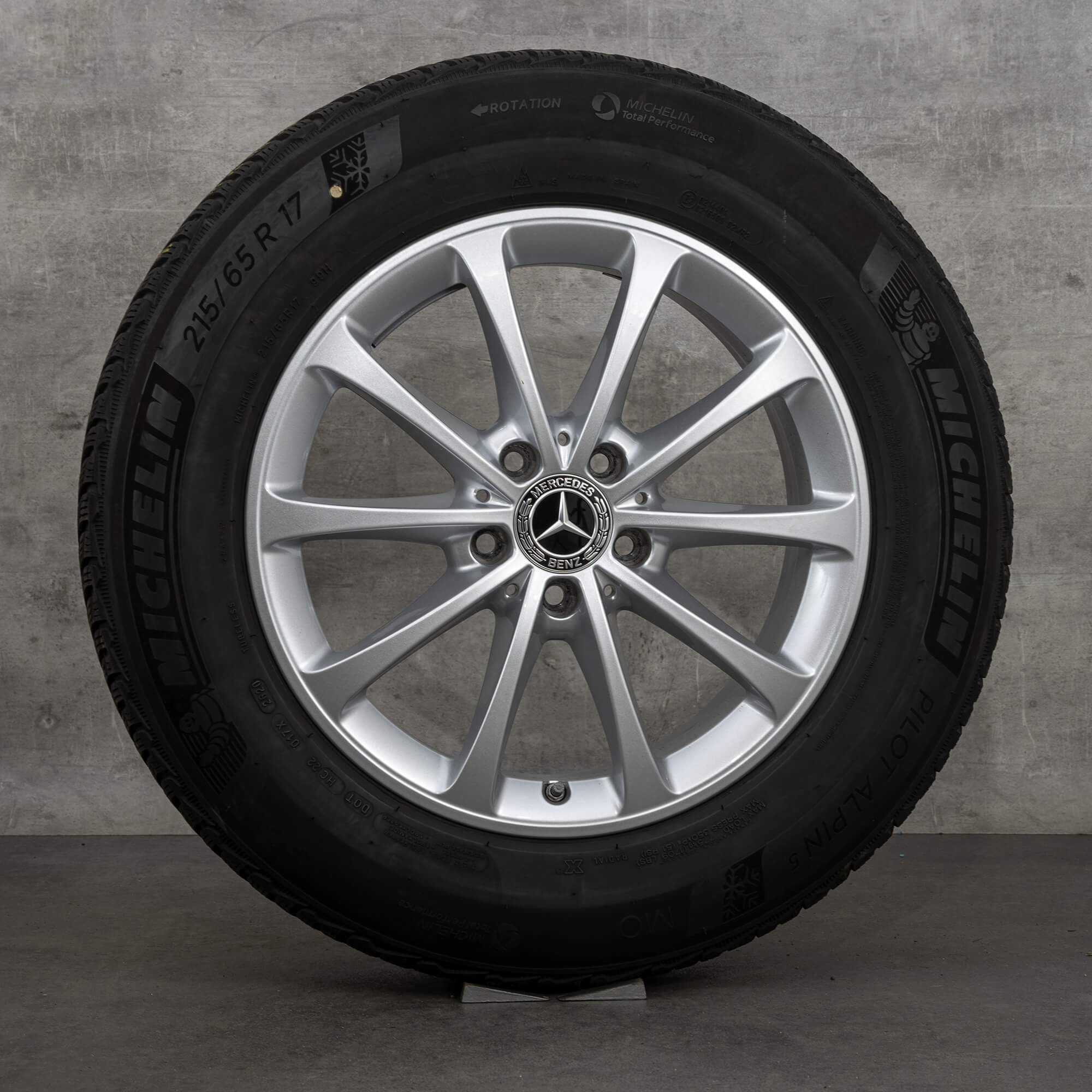 Mercedes 17 Zoll Felgen GLA GLB X247 H247 Winterräder Winterreifen A1774010300