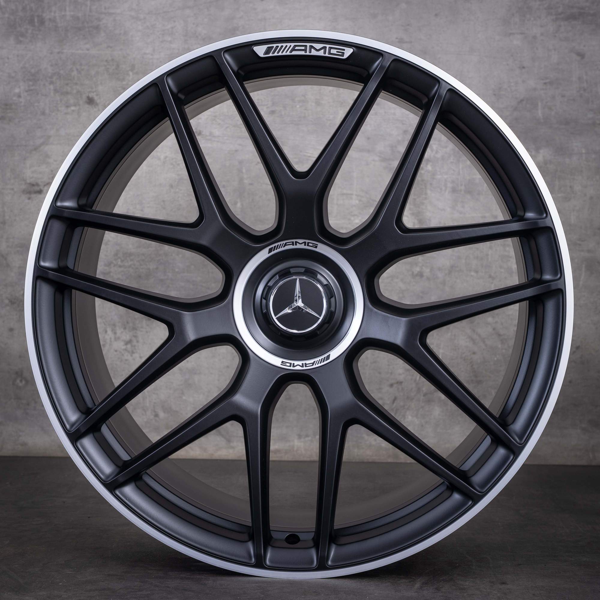 Original AMG GLE Felgen 22 Zoll W167 A1674015601 A1674015701 Kreuzspeichen-Design schwarz seidenmatt glanzgedreht NEU
