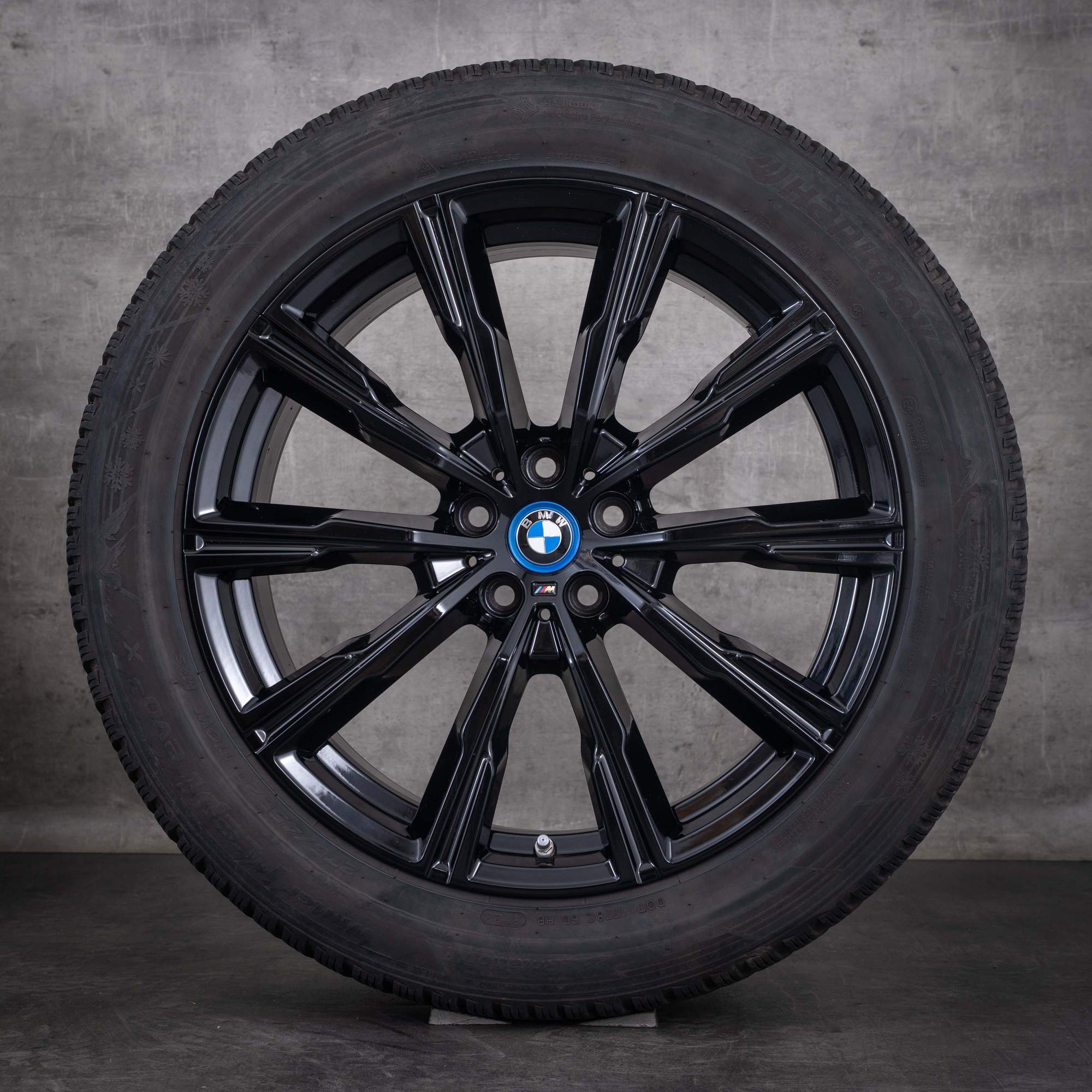Alkuperäiset BMW X5 X6 -talvirenkaat 20 tuumaa G05 G06 -vanteet Styling 740 M 8071996 jet black