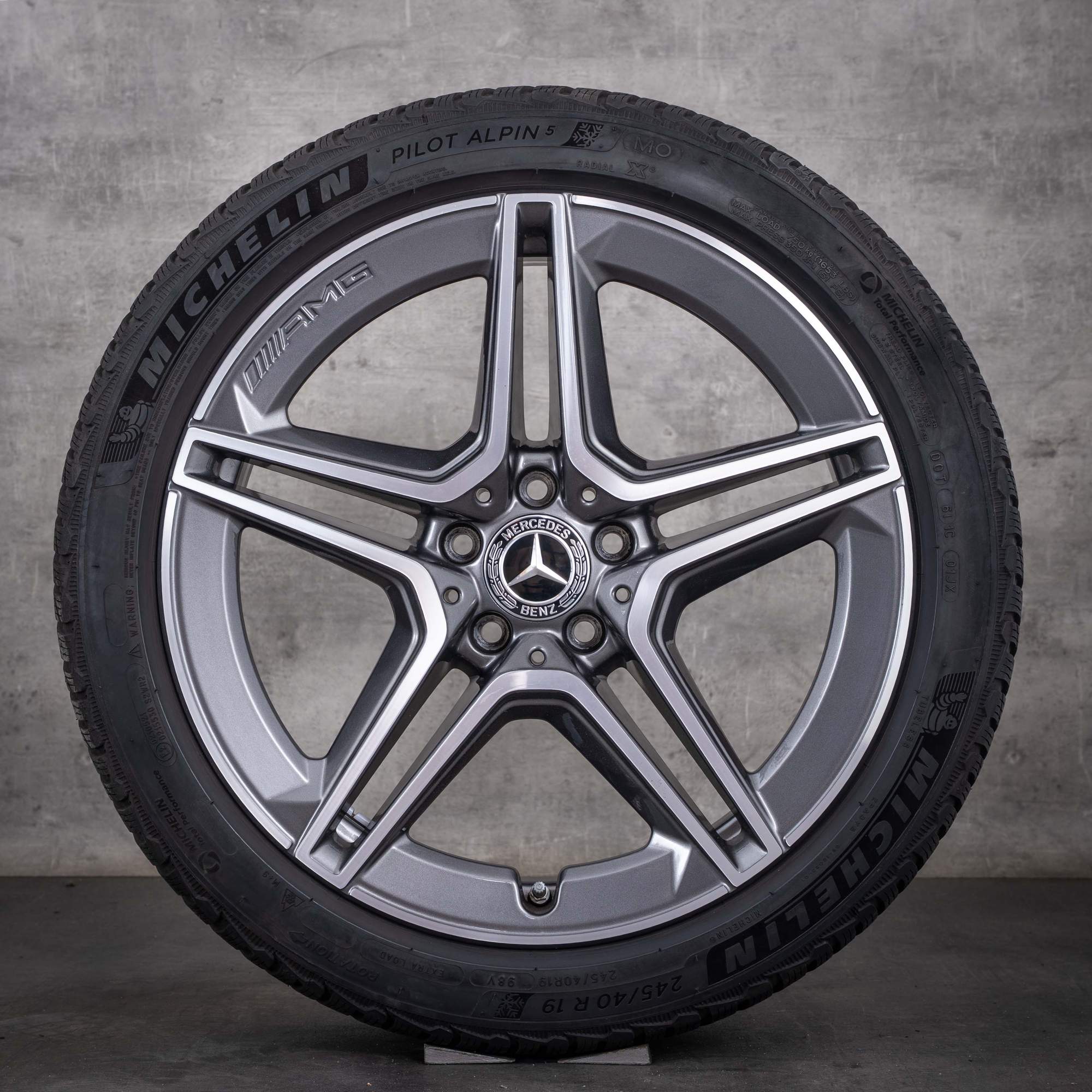 Ruote invernali originali Mercedes-Benz CLS 53 AMG 4Matic da 19 pollici C257 codici A2574013000 A2574011500 colore Himalaya Grey finitura diamantata