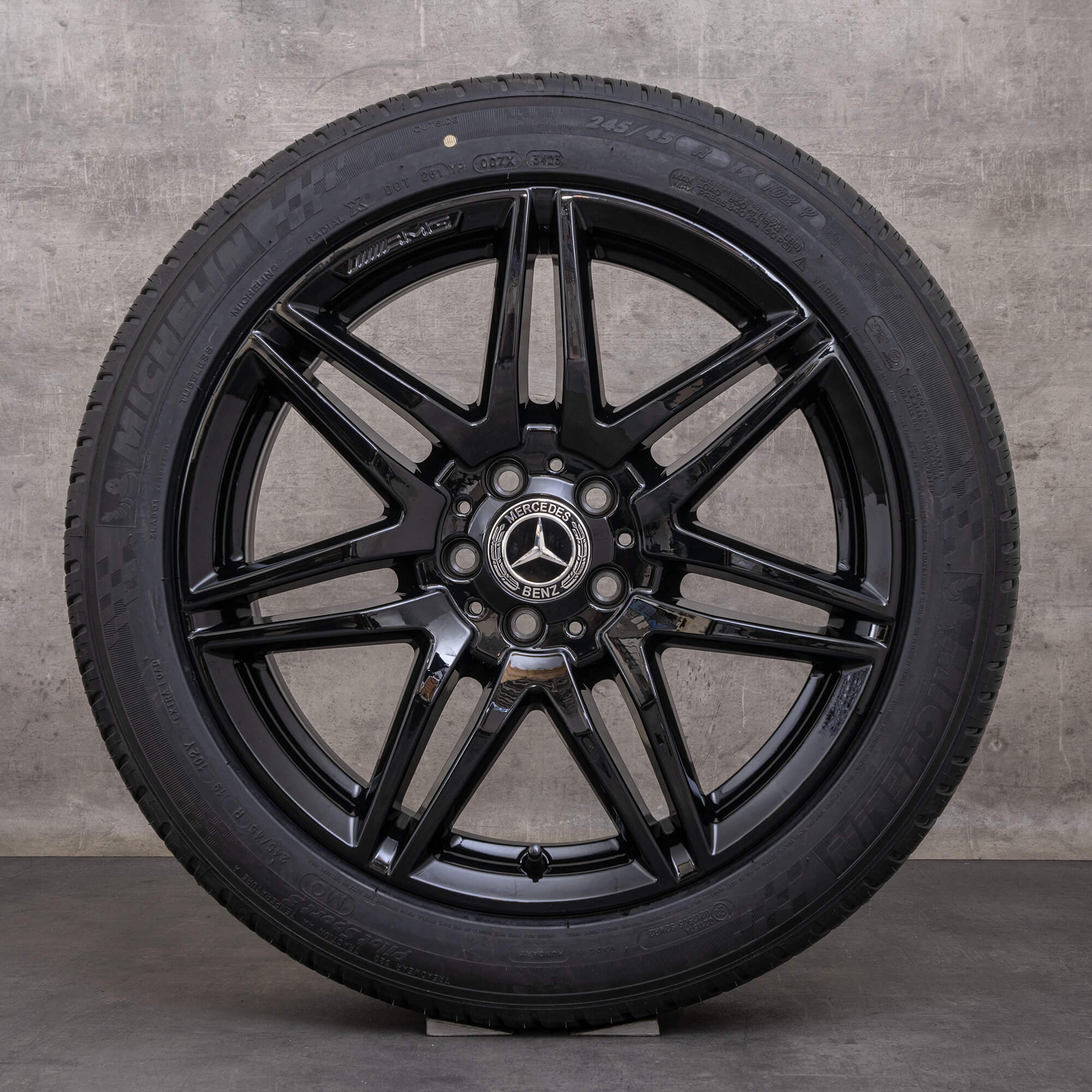 Originale Mercedes Benz V-Klasse AMG-fælge 19 tommer W447 sommerhjul A4474015100 sort blank