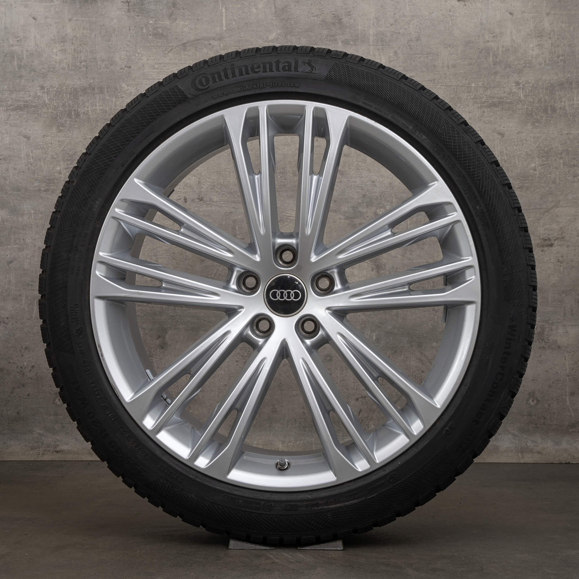 Original Audi A7 S7 vinterhjul 20 tum 4K C8 fälgar 4K8601025F silver