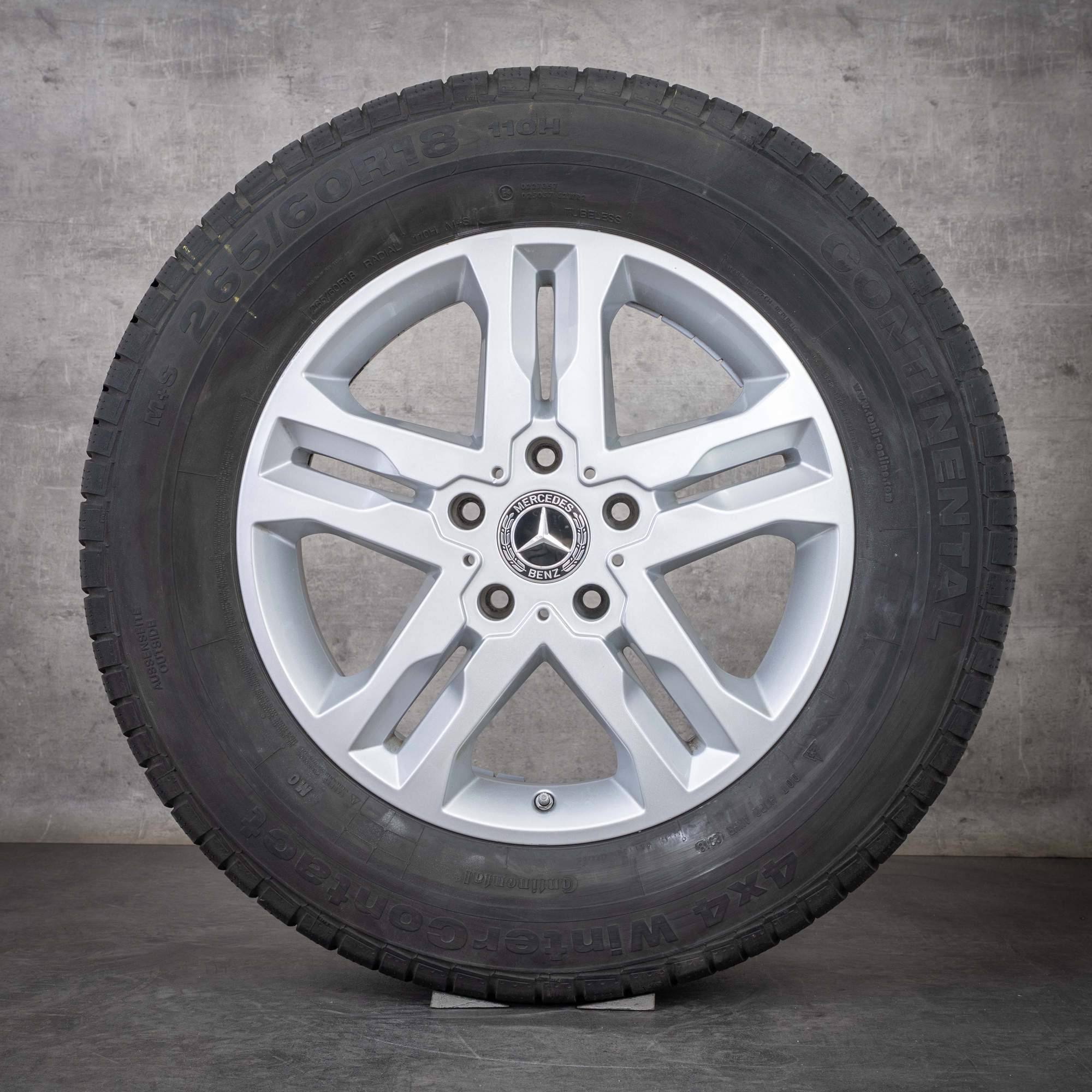 Alkuperäiset Mercedes Benz G-sarjan talvirenkaat 18 tuuman W463 G350 G400 G500 vanteet A4634012502 hopea kiiltävä