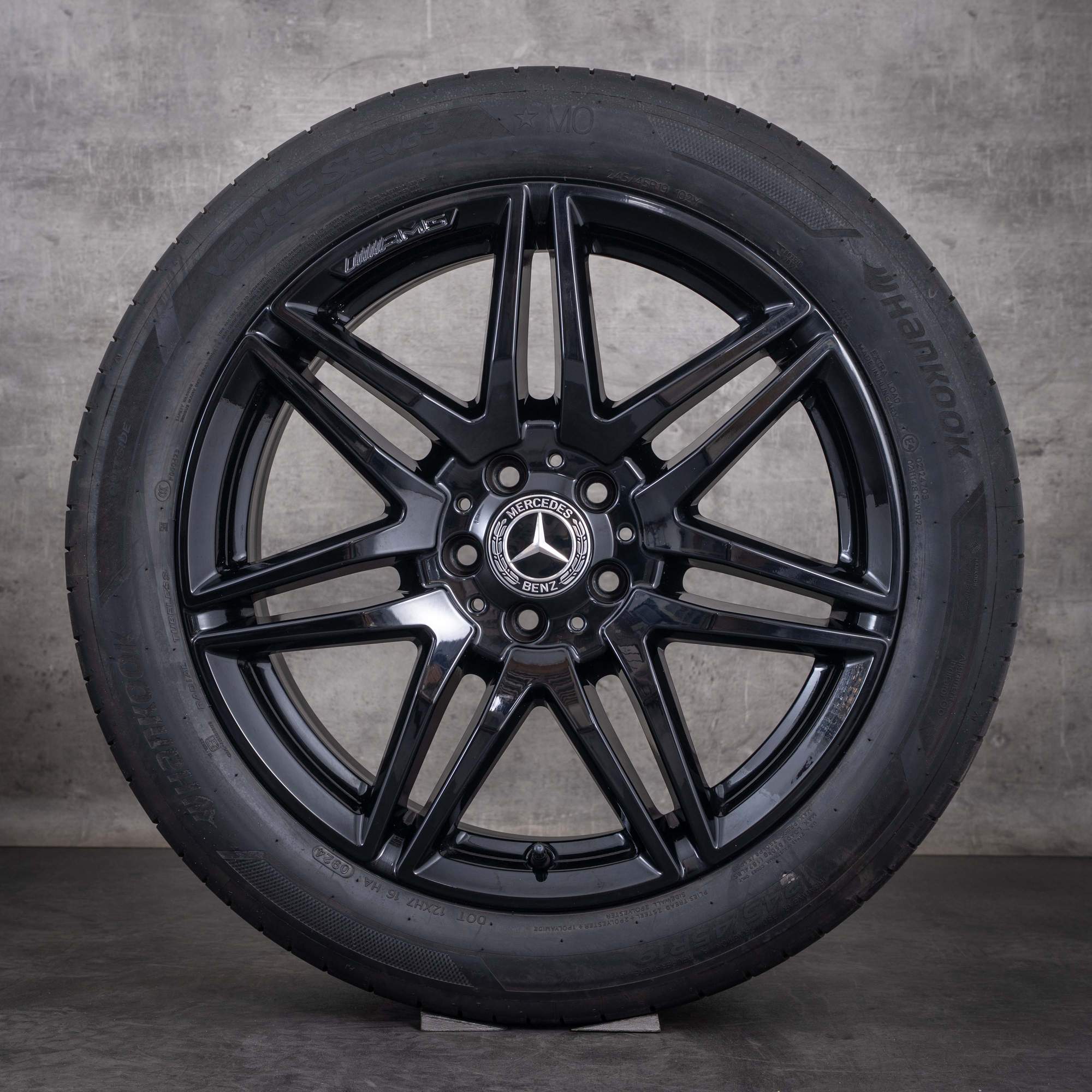 Alkuperäiset Mercedes-Benz V-sarjan AMG-vanteet 19 tuumaa W447 kesärenkaat A4474015100 kiiltävä musta