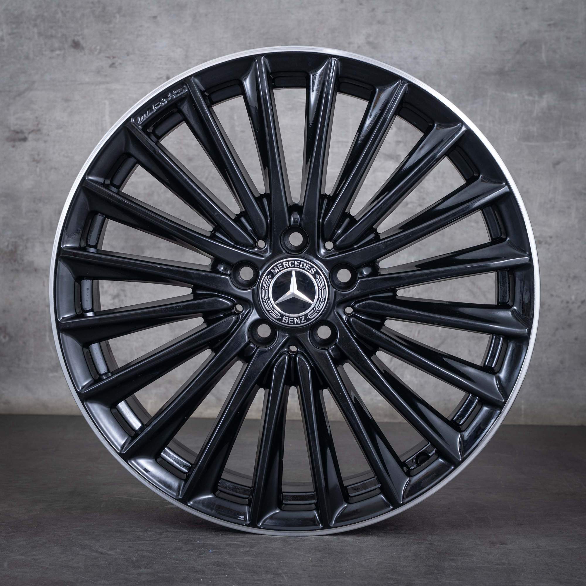 Oryginał Mercedes Benz Klasa A CLA AMG felgi 19 cali W177 W247 C118 X118 koła letnie A1774014200 czarne polerowane toczone