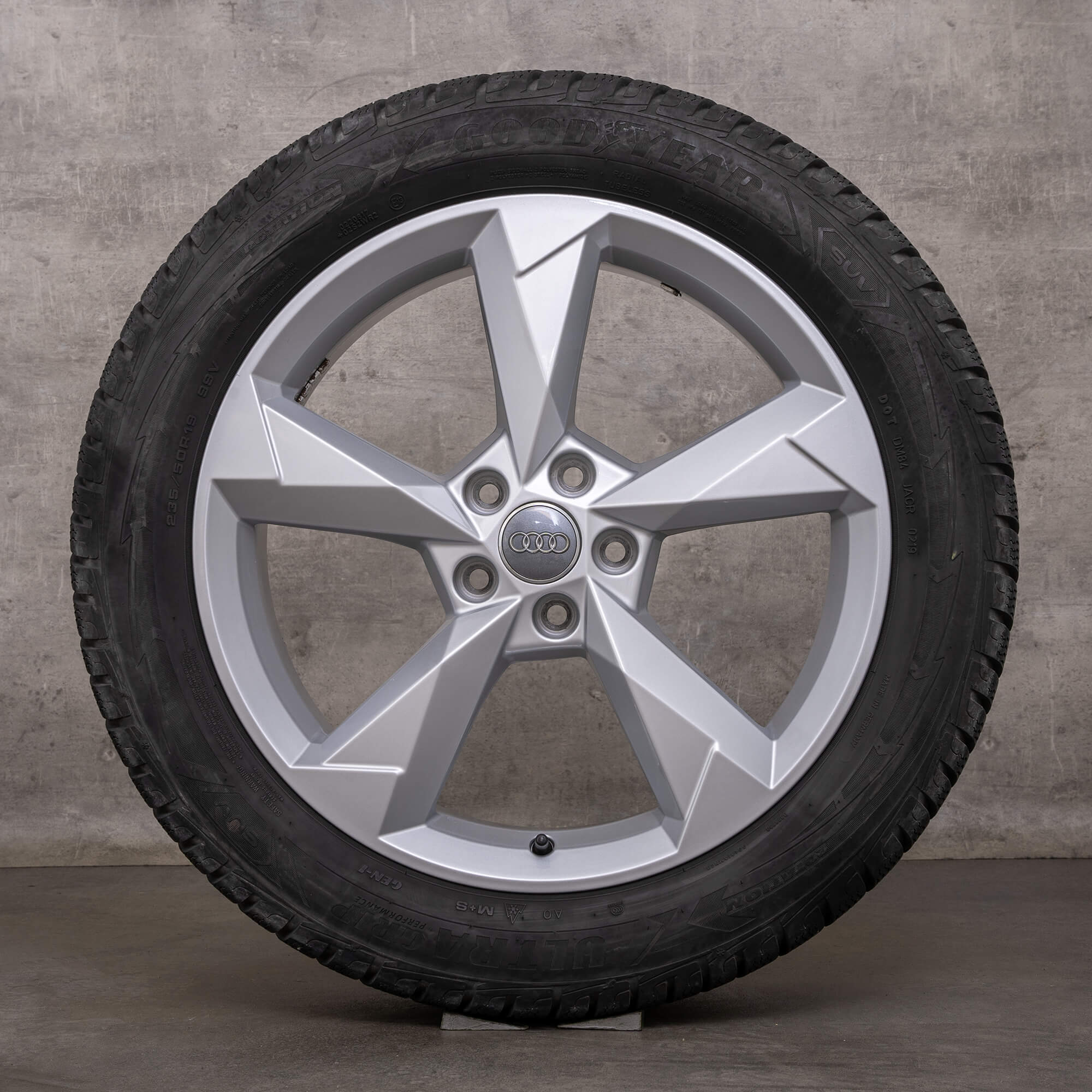 Original Audi Q3 roues d'hiver 19 pouces F3 jantes 83A601025N Dynamic argent